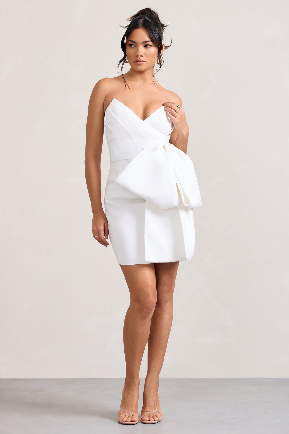 Winner | Vestido Blanco Mini Tipo Bandeau con Lazo Grande