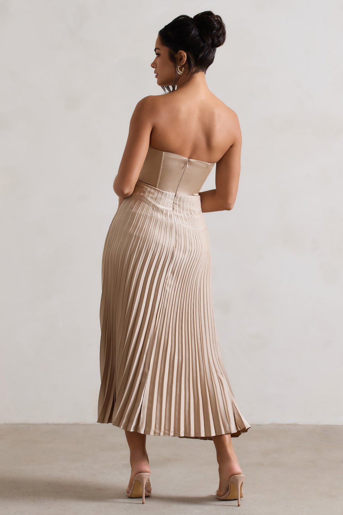 Bordeaux | Vestido Midi con Corsé de Satén champán