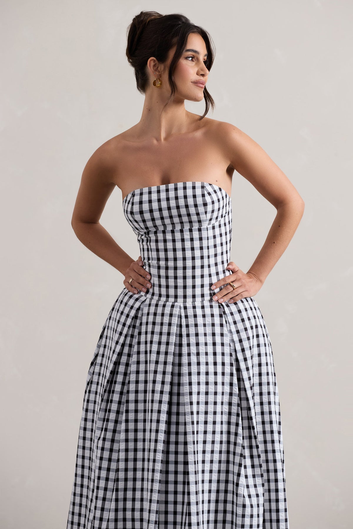Maisy | Vestido Maxi sin Tirantes de Cuadros en Blanco y Negro