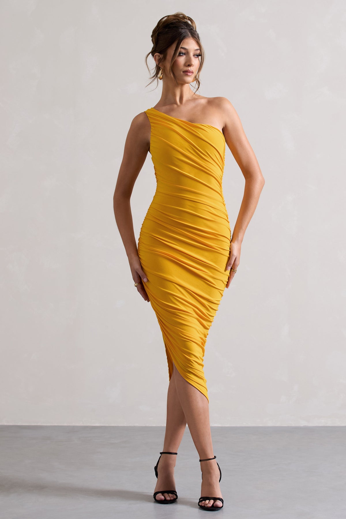 Dorit | Vestido Midi Amarillo de Un Hombro Asimétrico y Fruncido