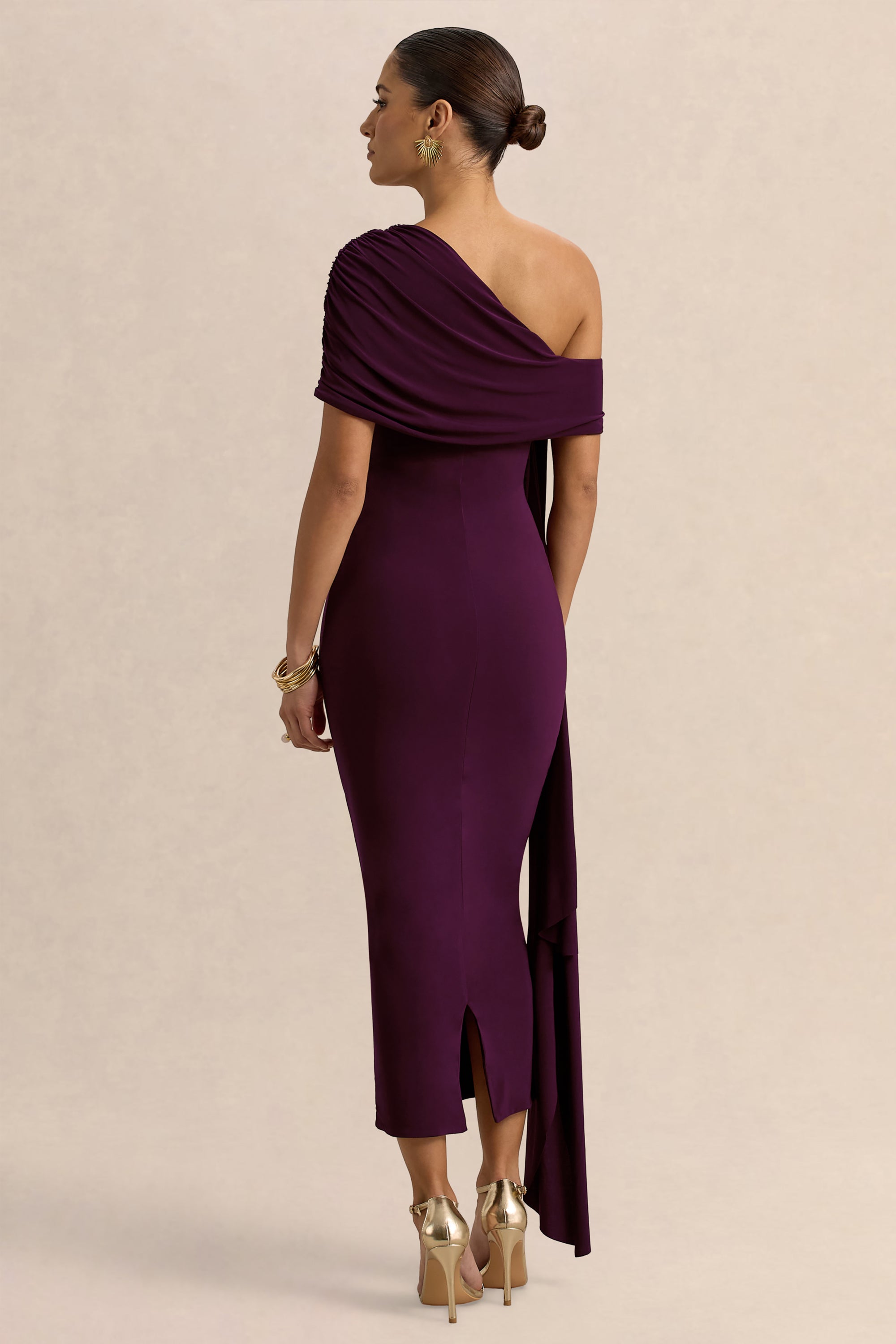 BGR_HR_CL136365236---Praia-Plum-Asymmetric-Neck-Midi-Dress-With-Sash-and-Draped-Detailing-09_(2).jpg