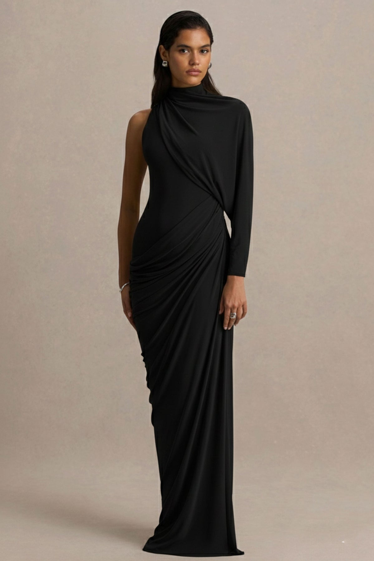 Aphra Black CL136849002_2.jpg