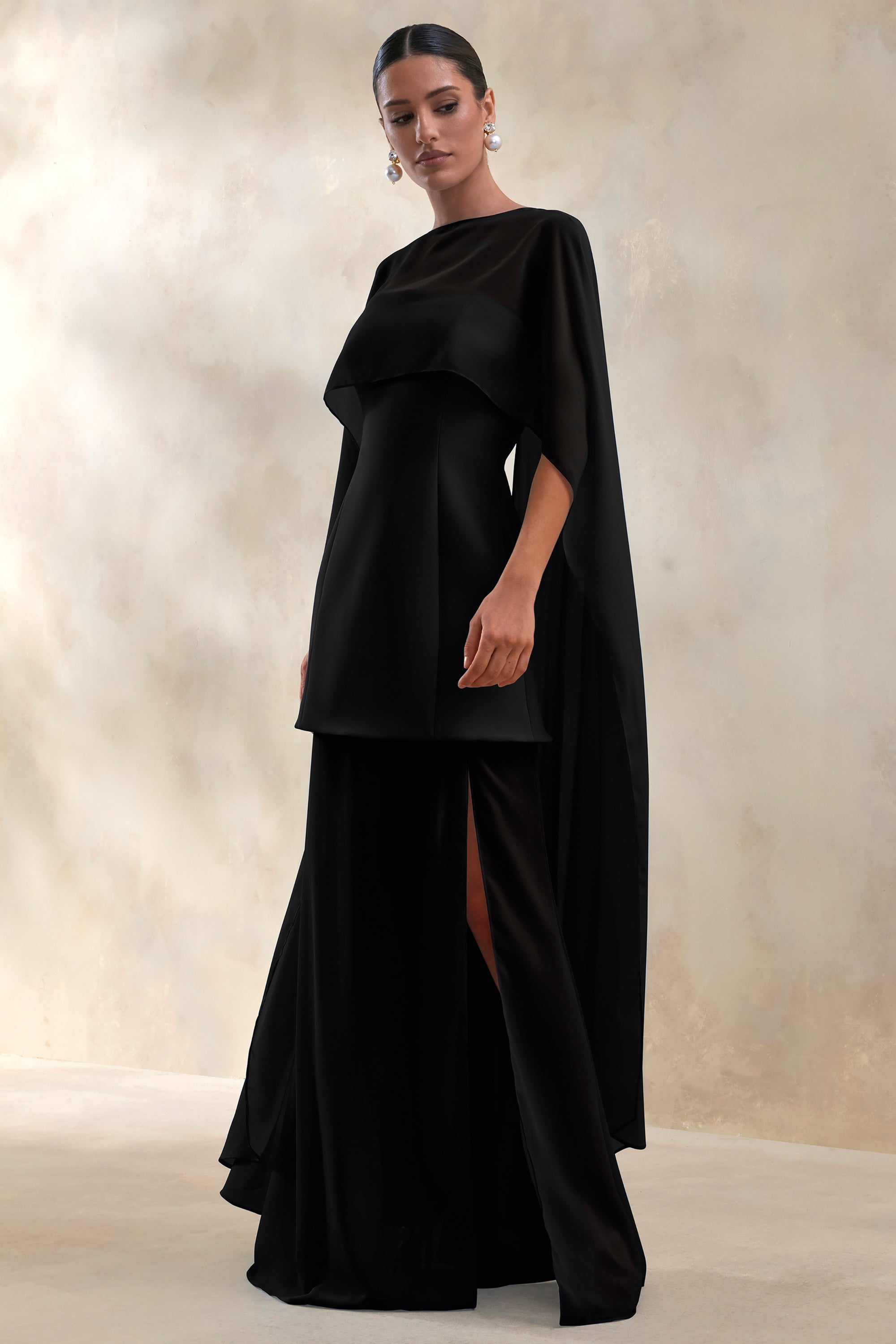 ECM_HR_CL136957002---Chessa-Black-Boat-Neck-Maxi-Dress-With-Sheer-Cape3.jpg