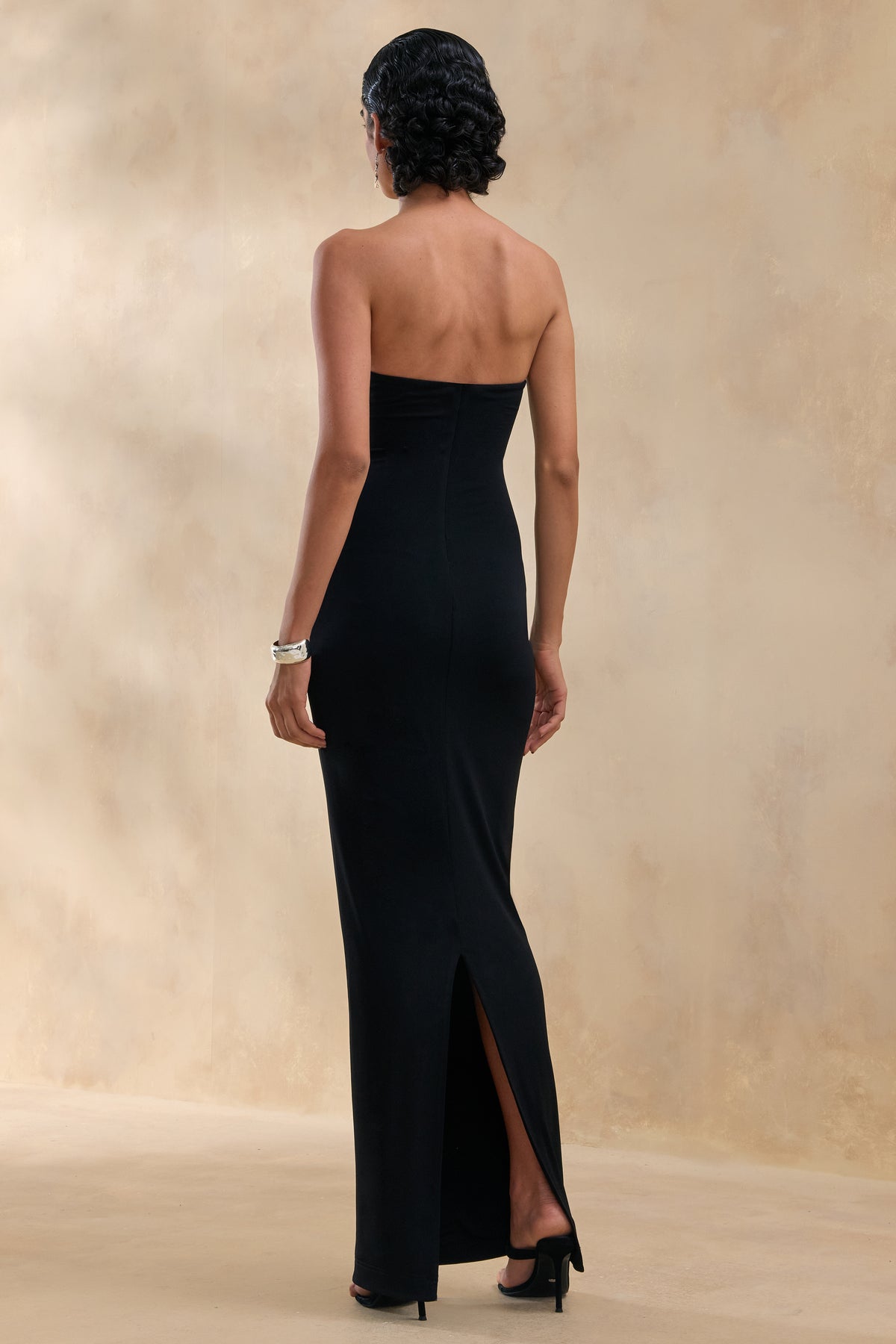 ECM_HR_CL136967002 - Milania | Black Asymmetric-Neck Maxi Dress With Twist-Sleeve 4.jpg