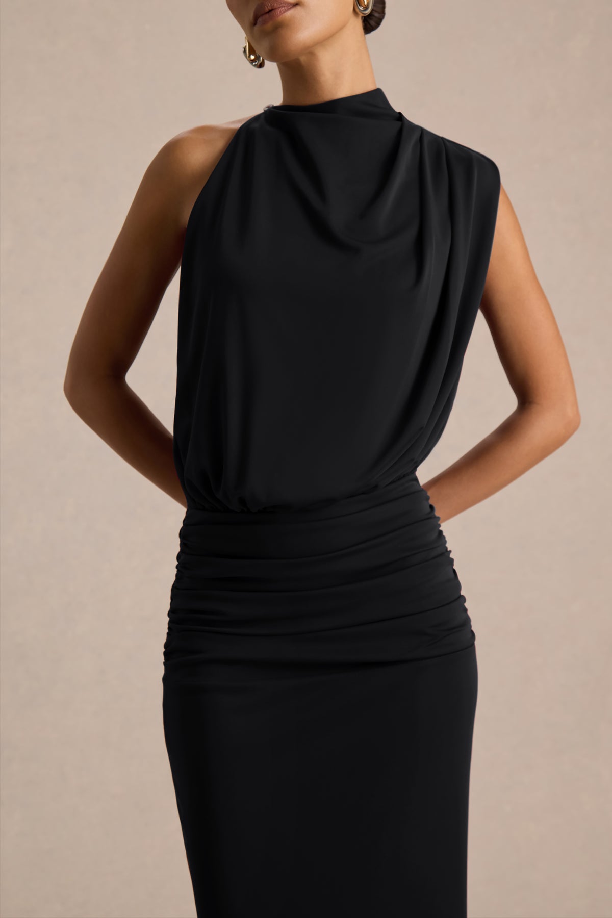ECM_HR_CL137014001---Umaira-Black-High-Neck-Maxi-Dress-03.jpg
