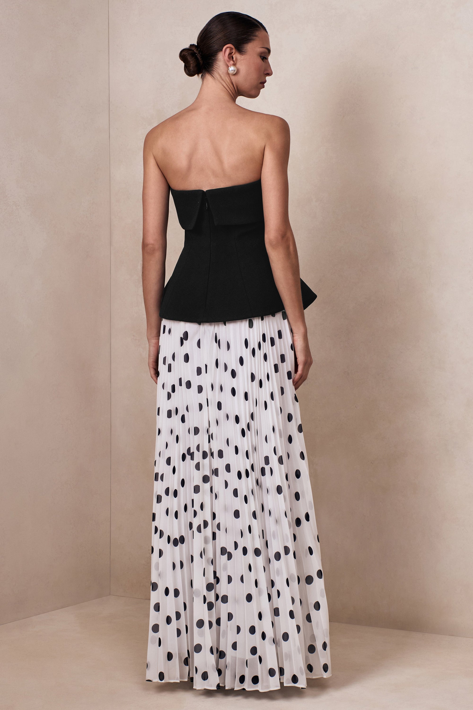 CL13713514106_ECM_CL137135141_-_Stellara___Black_White_Polka_Dot_Bandeau_Corset_Maxi_Dress_With_Sheer_Skirt_11
