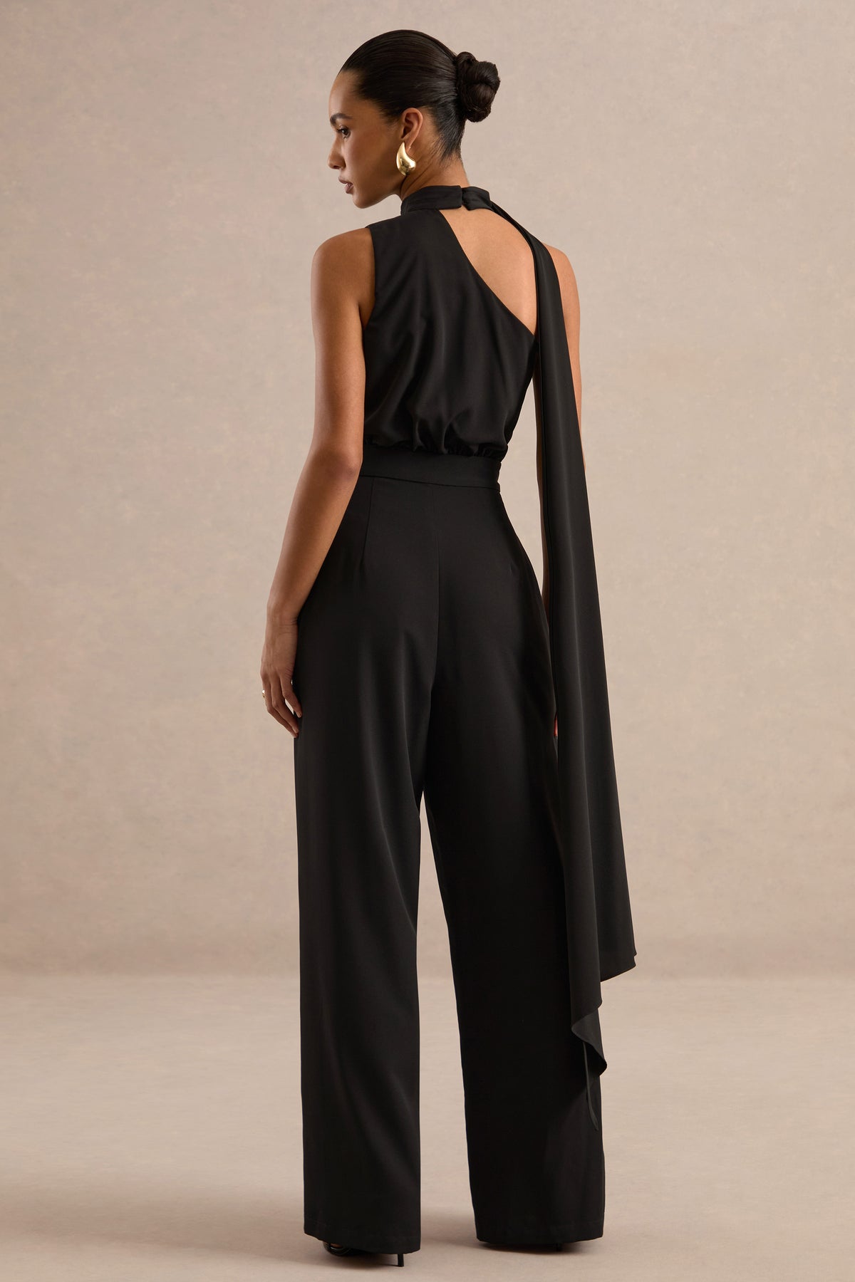 ECM_HR_CL137144001 - Gliselle Black Asymmetric-Neck Jumpsuit With Scarf Detail5.jpg