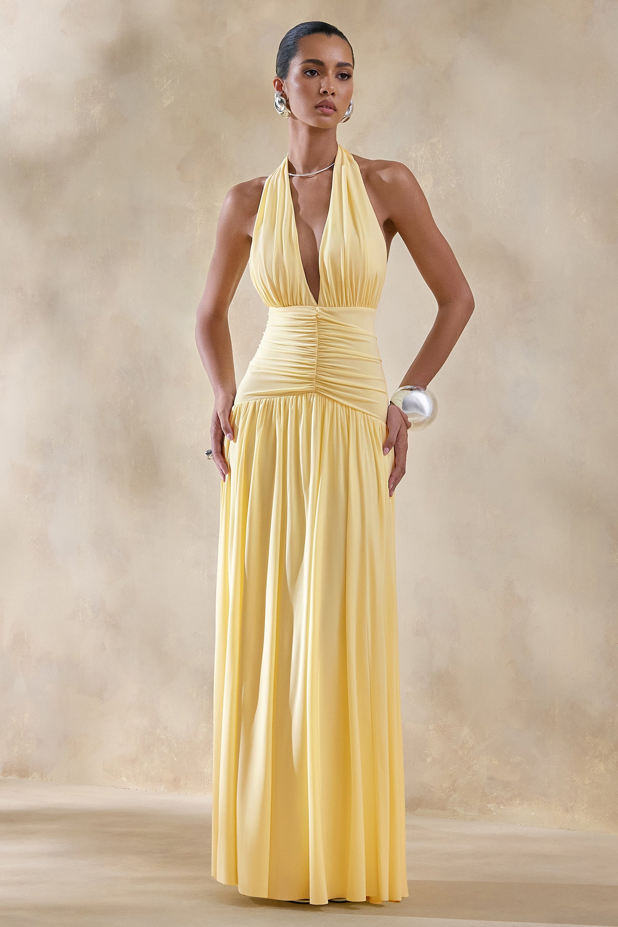 CL13728012106_ECM_HR_CL137280121_-_Bettina_Lemon_Plunge-Neck_Maxi_Dress_With_Gathered-Detailing_05