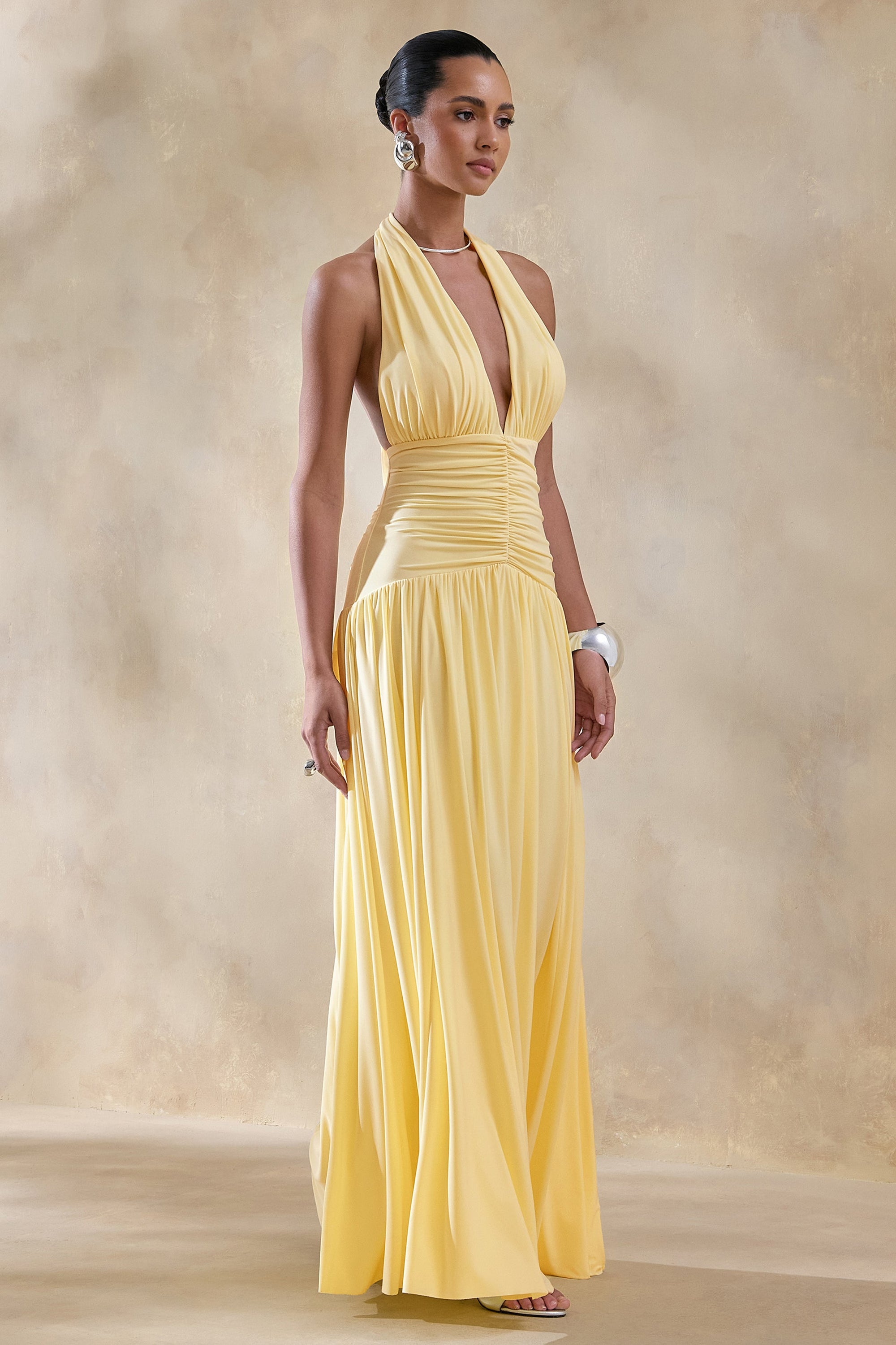 CL13728012106_ECM_HR_CL137280121_-_Bettina_Lemon_Plunge-Neck_Maxi_Dress_With_Gathered-Detailing_07