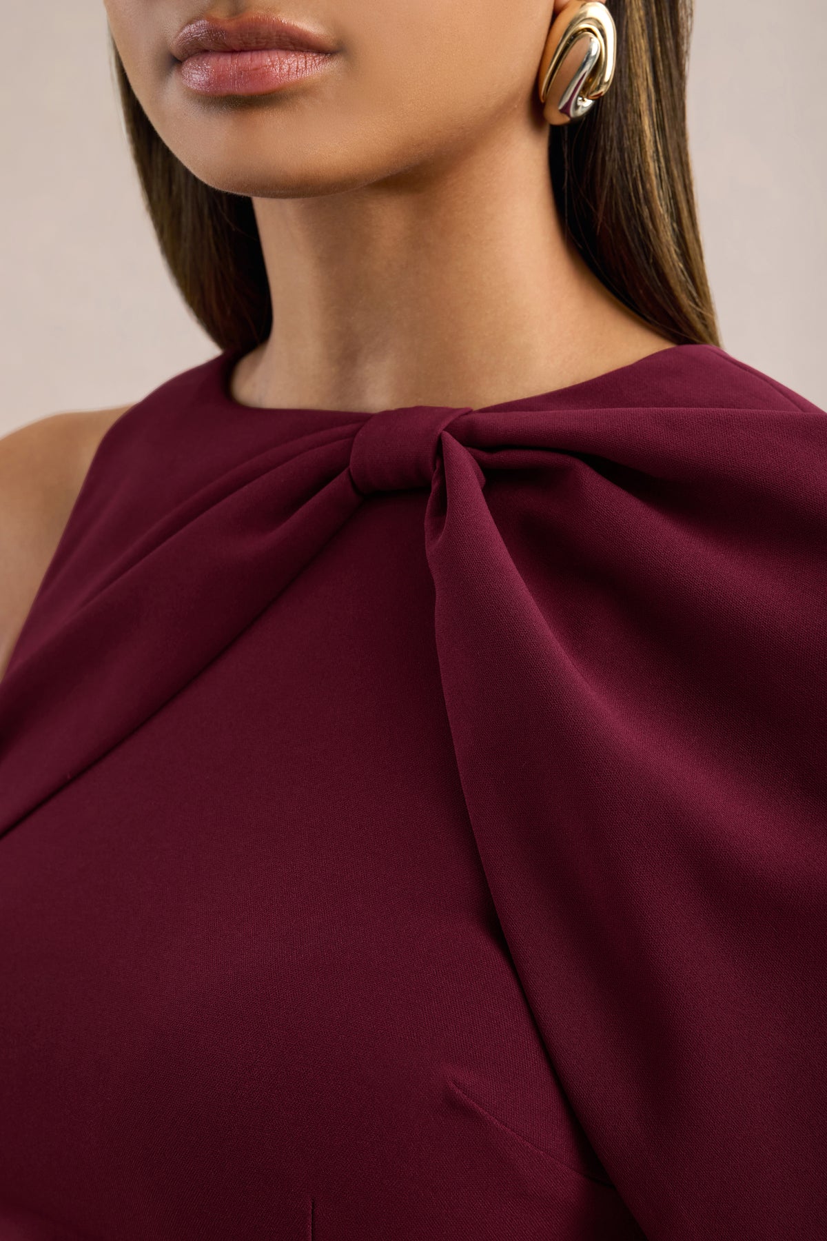 ECM_HR_CL137291102_Quira_Burgundy_8734.jpg