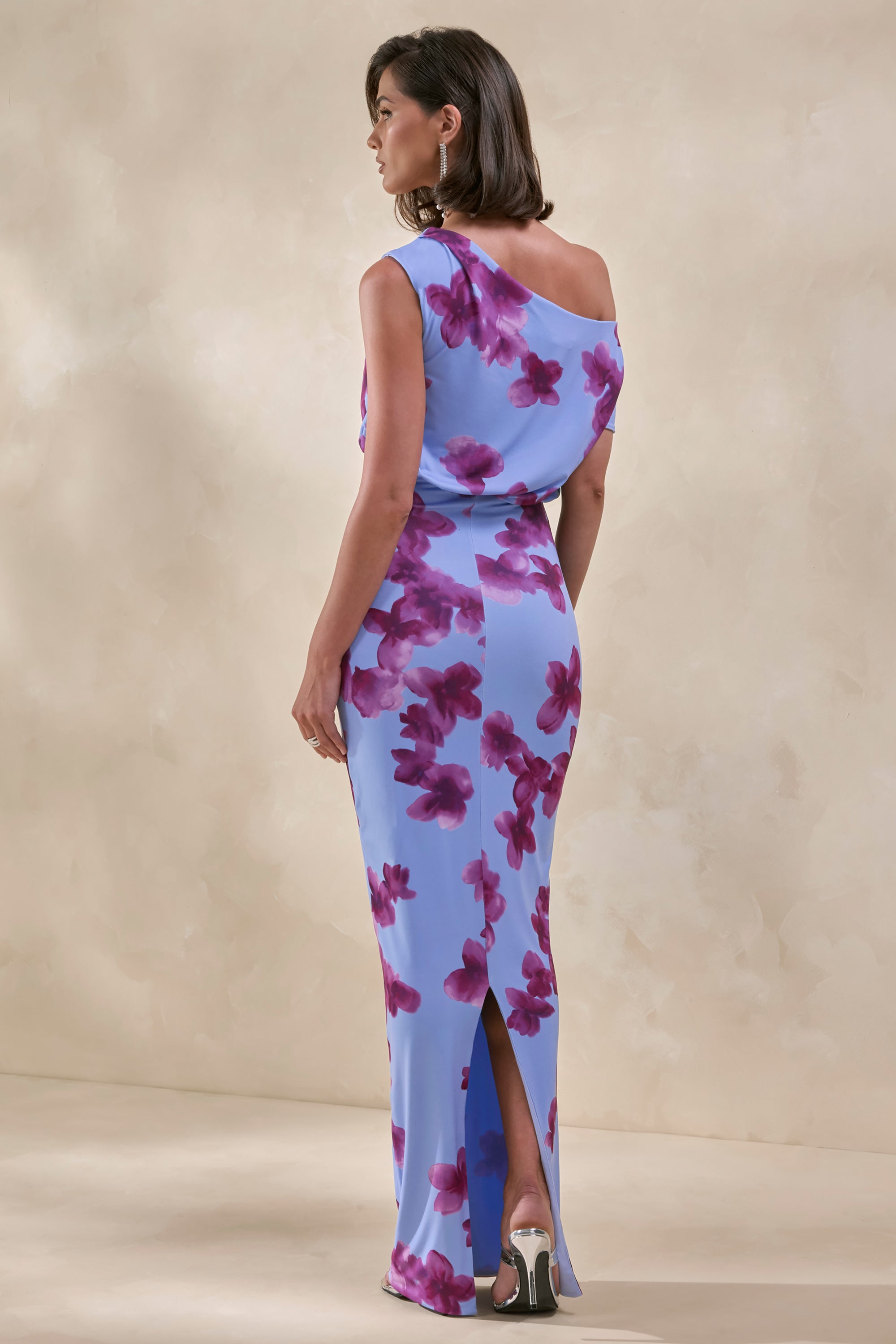ECM_HR_CL137417150---Louisa-_-Blurred-Floral-Print-Asymmetric-Neck-Maxi-Dress-6.jpg