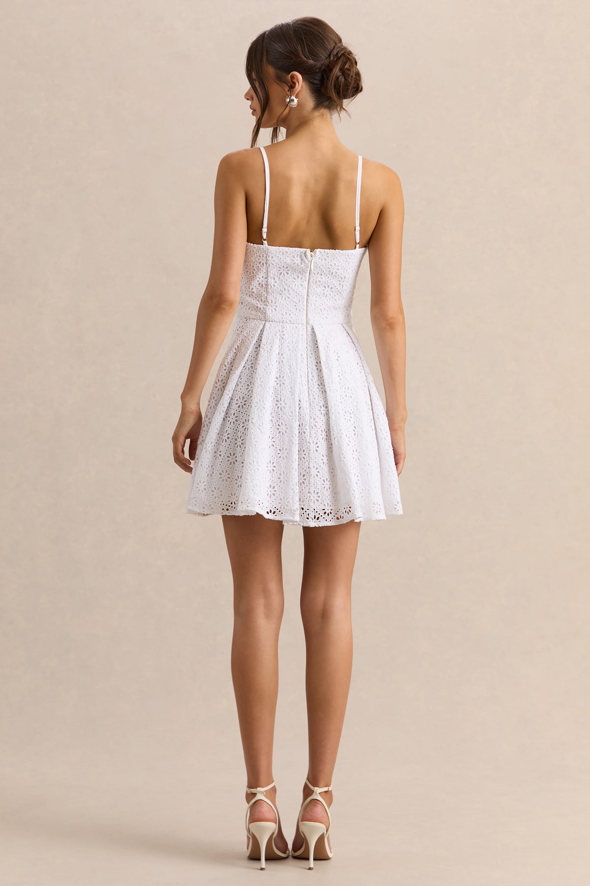 ECM_HR_CL137438110---Elina---White-Square-Neck-Mini-Dress-With-Bow-Detail-5.jpg