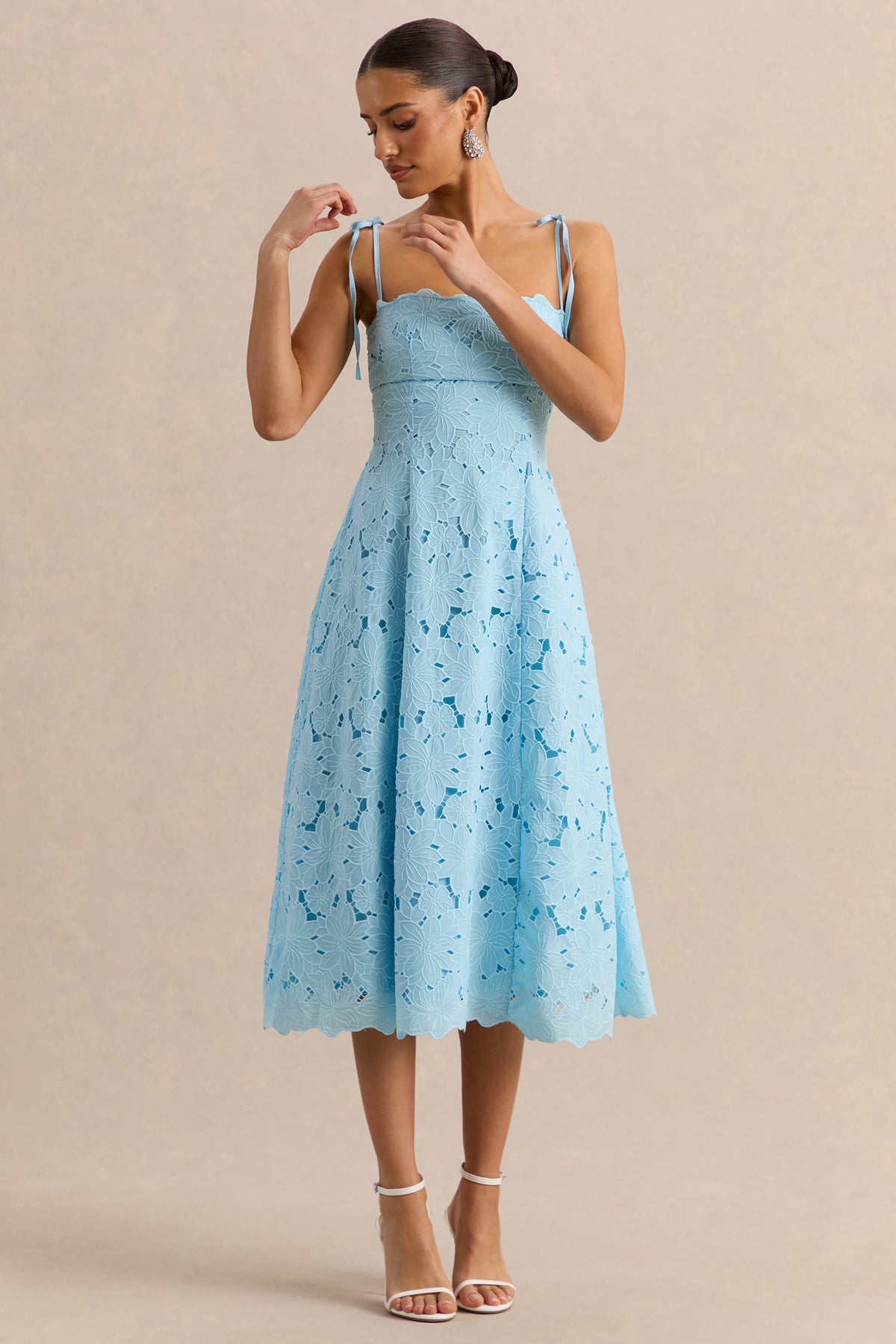 ECM_HR_CL137493013---Anna-Powder-Blue-Square-Neck-Midi-Dress-5.jpg