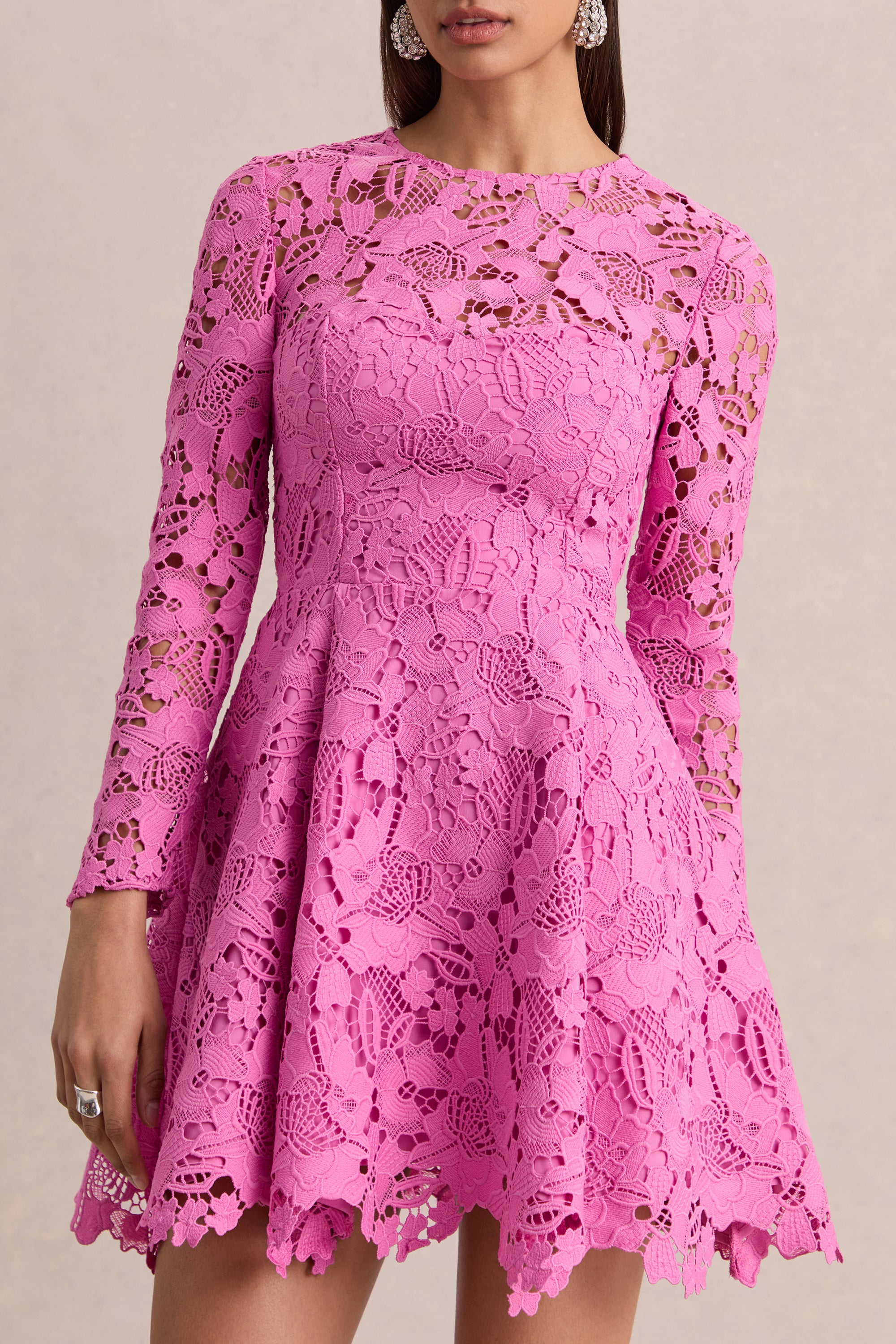 ECM_HR_CL137585084 - Morina _ Pink Lace High-Neck Mini Dress 05.jpg