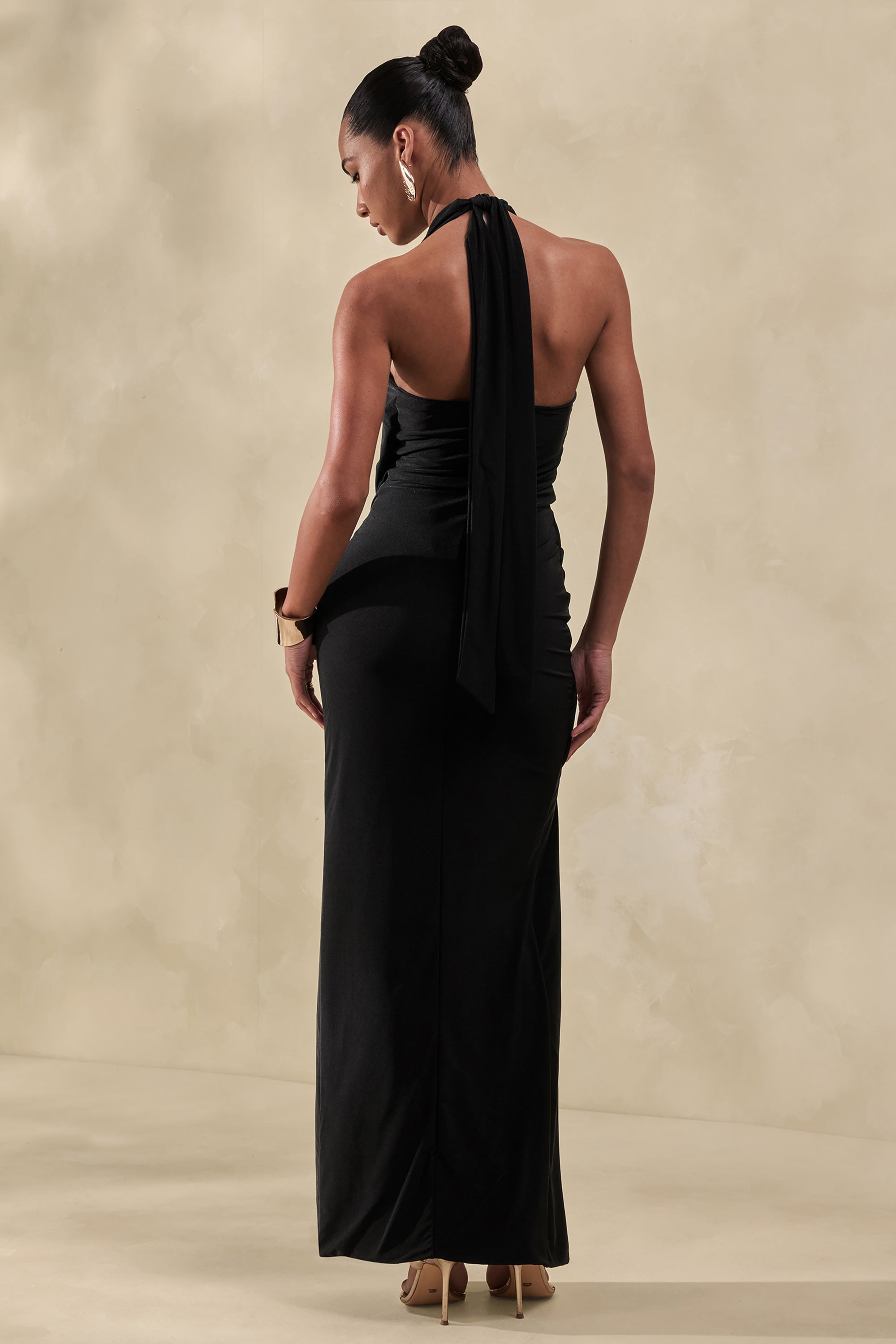 ECM_HR_CL137592001---Junia-_-Black-Plunge-Neck-Wrap-Maxi-Dress5.jpg
