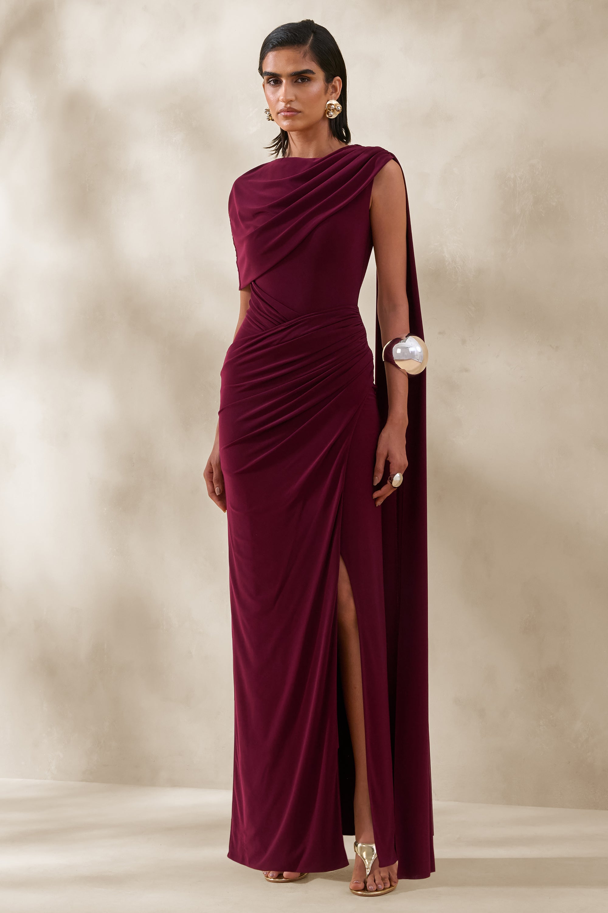 ECM_HR_CL137657102---Palomara-_-Burgundy-Round-Neck-Maxi-Dress-With-Sash-And-Front-High-Split-2.jpg