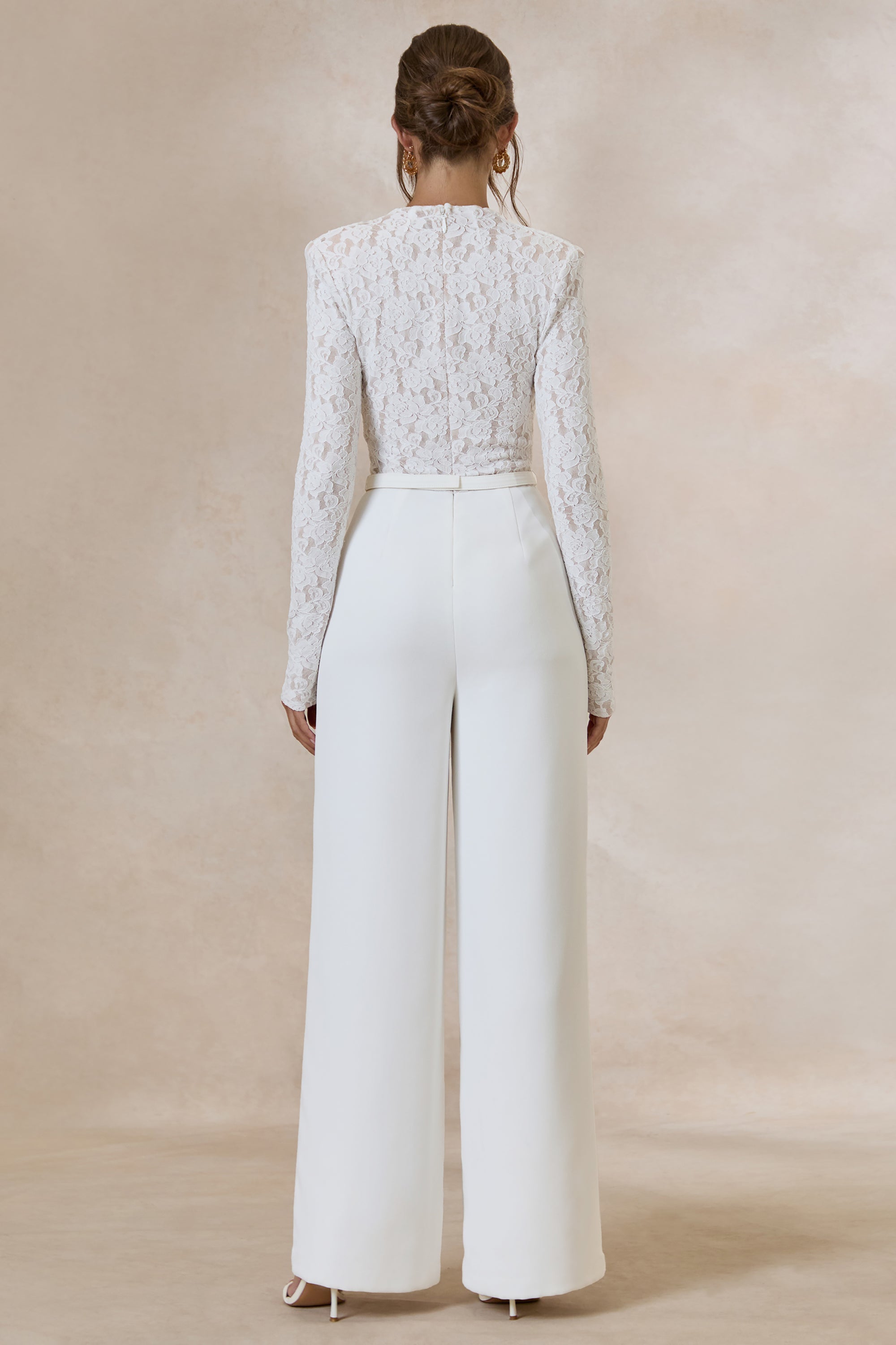 ECM_HR_CL137797110---Romancea-_-White-Lace-High-Neck-Jumpsuit-5.jpg