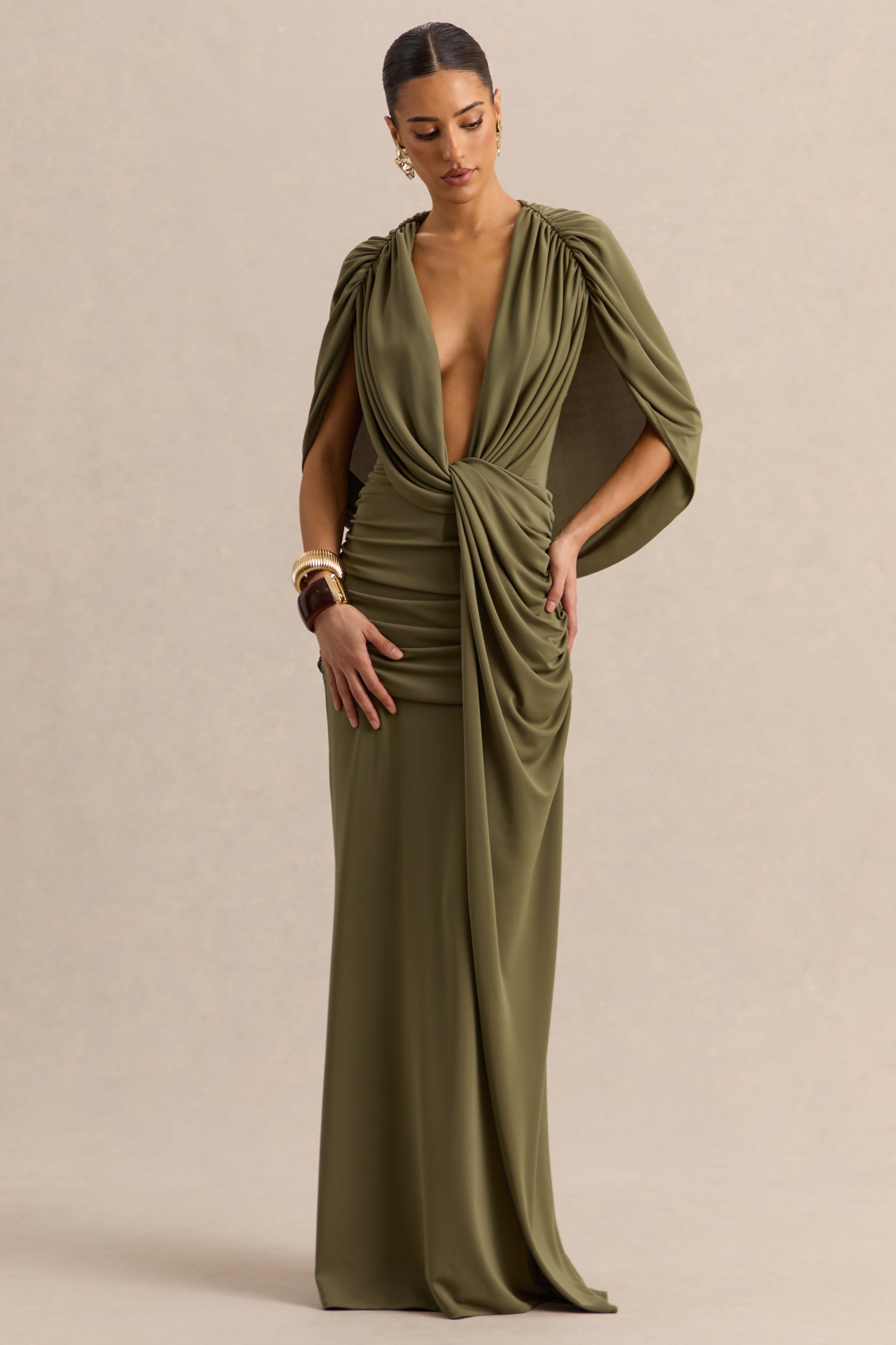 ECM_HR_CL137870031-Marisea-Green-Plunge-Neck-Maxi-Dress-With-Cape-Sleeves_01.jpg