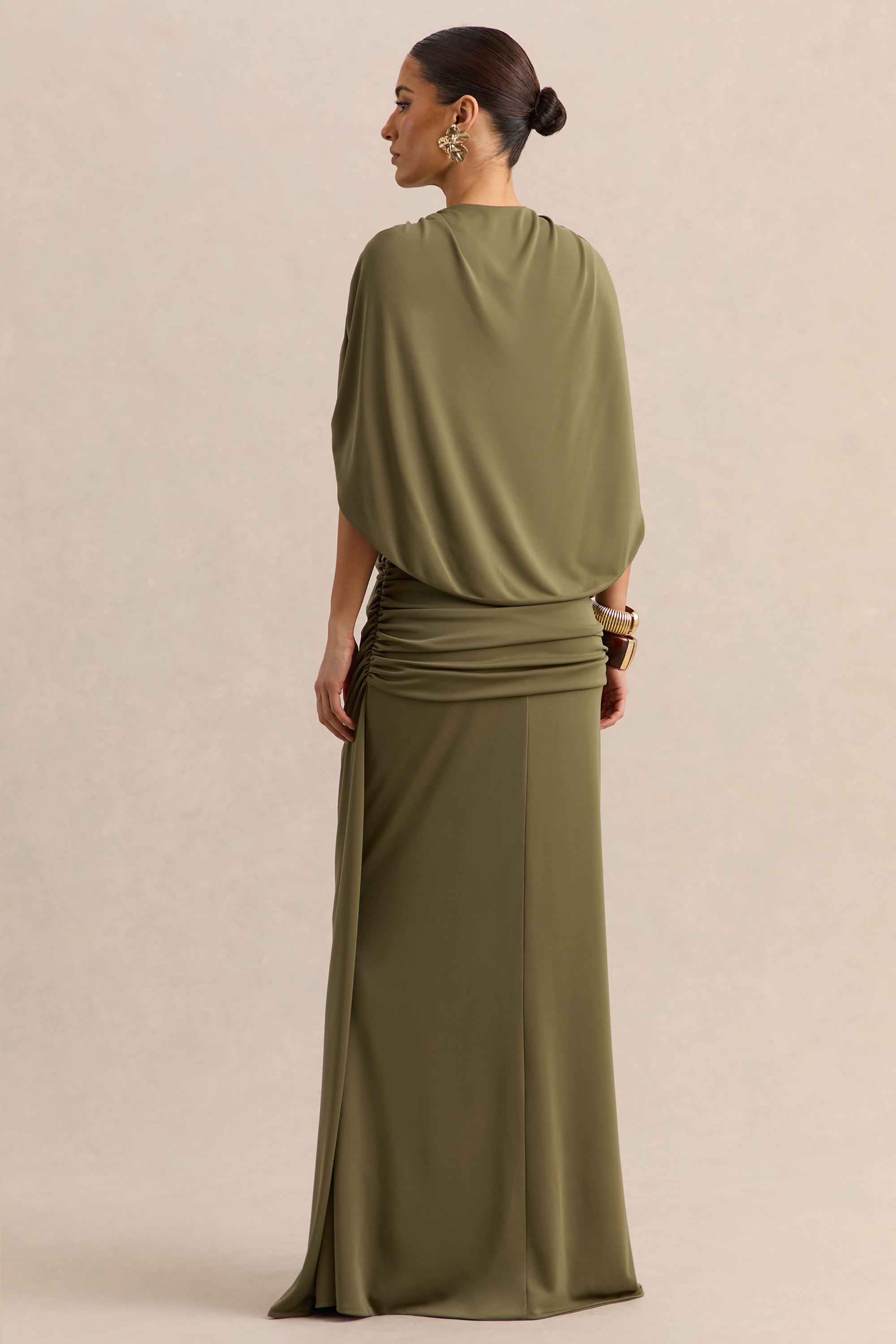 ECM_HR_CL137870031-Marisea-Green-Plunge-Neck-Maxi-Dress-With-Cape-Sleeves_02.jpg