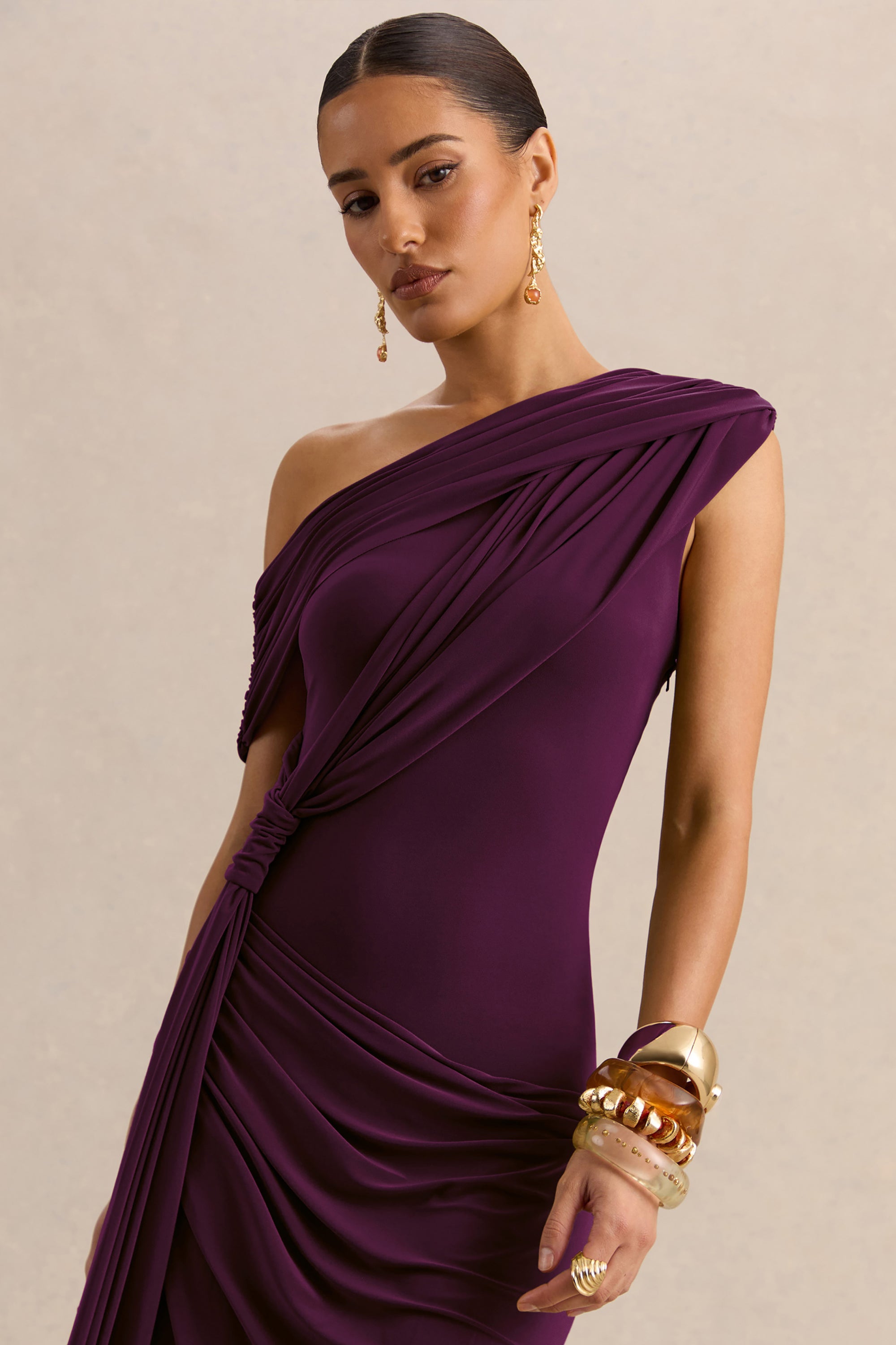 ECM_HR_CL137874090----Avialee---Dark-Plum-Asymmetric-Neck-Maxi-Dress-With-Gathered-Detailing-And-Sash-3.jpg