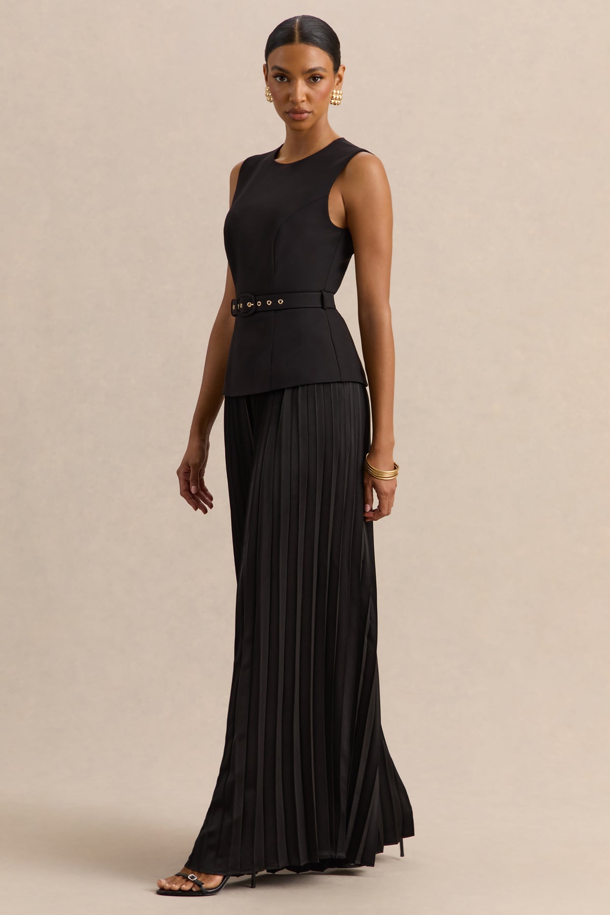CL137940001---Lerenza-_-Black-Satin-Wide-Leg-Pleated-Trousers-+-CL137939001---Karienne-_-Black-Round-Neck-Top-With-Belted-Detail_05.jpg