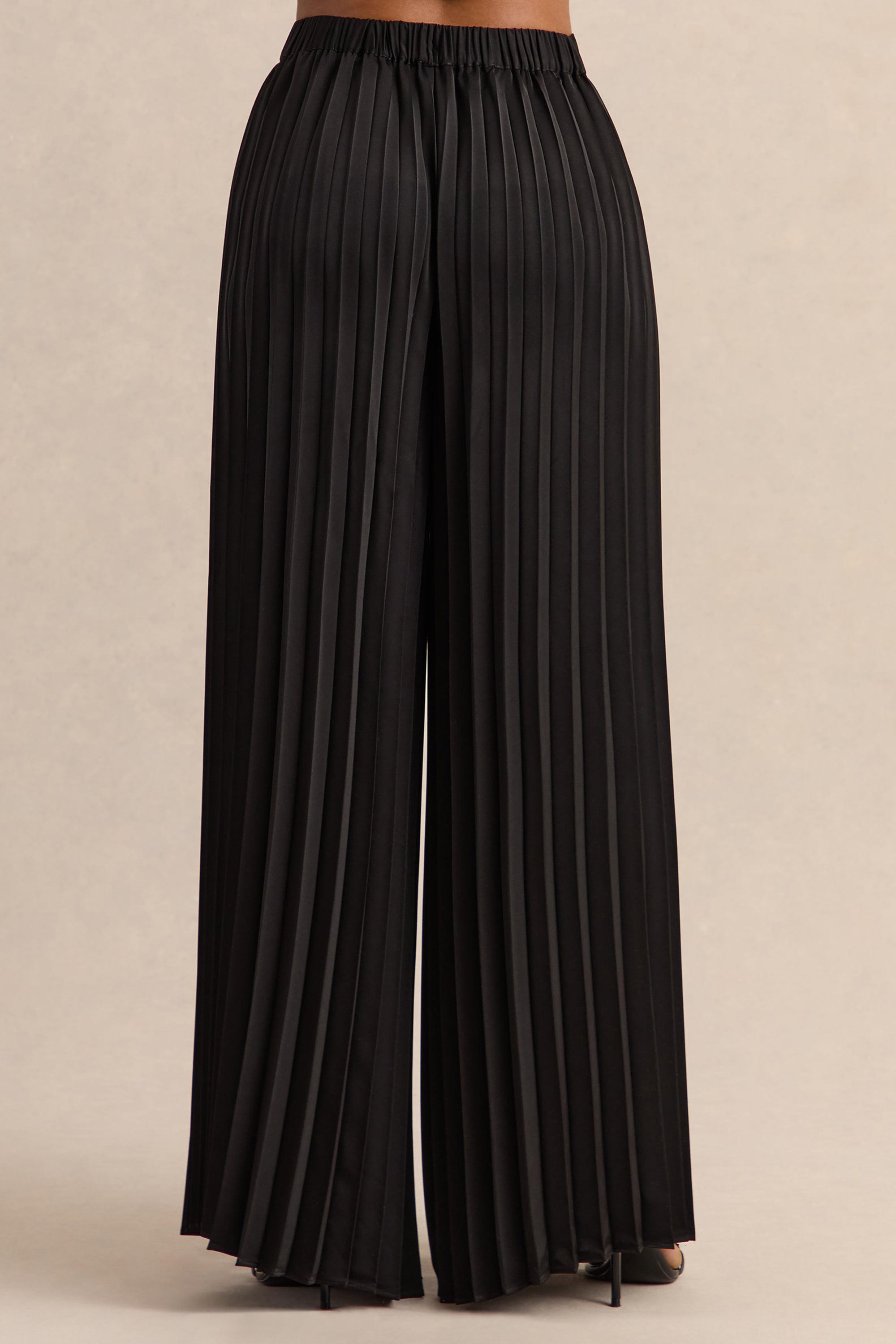 CL137940001---Lerenza-_-Black-Satin-Wide-Leg-Pleated-Trousers-+-CL137939001---Karienne-_-Black-Round-Neck-Top-With-Belted-Detail_11.jpg