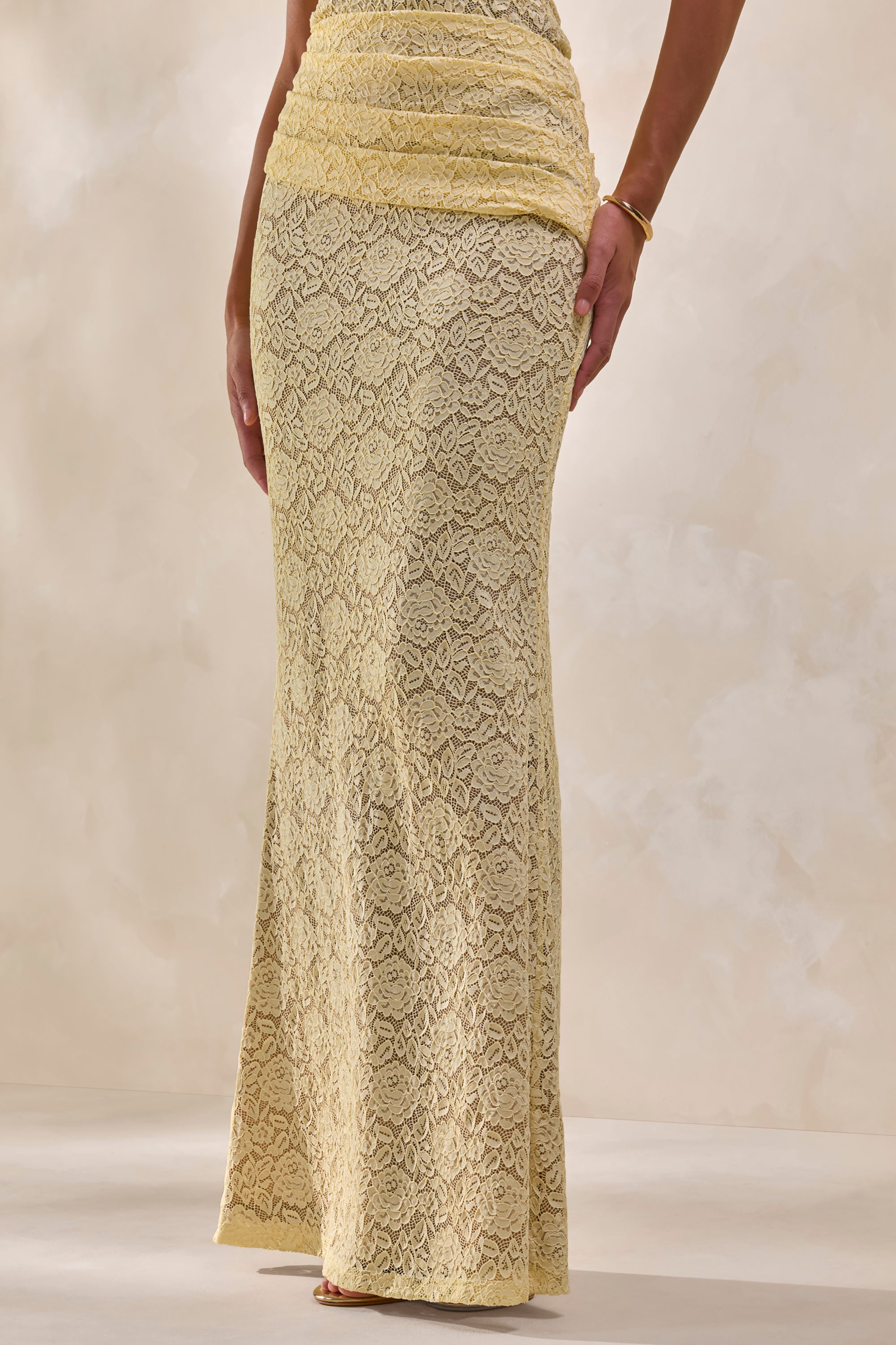 ECM_HR_CL137966121---Vissia-_-Lemon-Lace-Bandeau-Bodysuit-+-CL137968121----Viara-_-Lemon-Lace-Maxi-Skirt-With-Draped-Detailing4.jpg