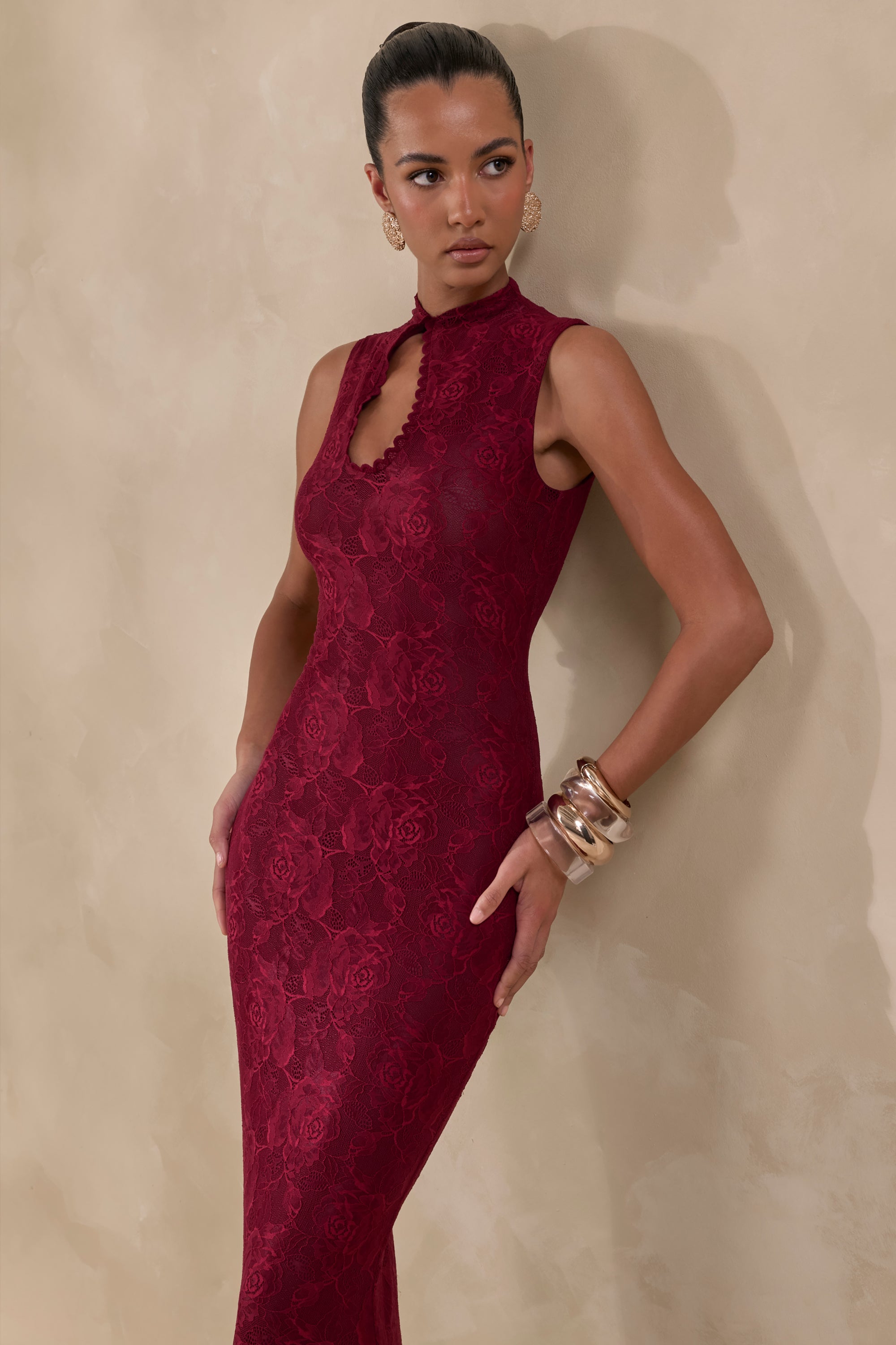 ECM_HR_CL137974102---Ravissa-_-Burgundy-Lace-High-Neck-Maxi-Dress3.jpg