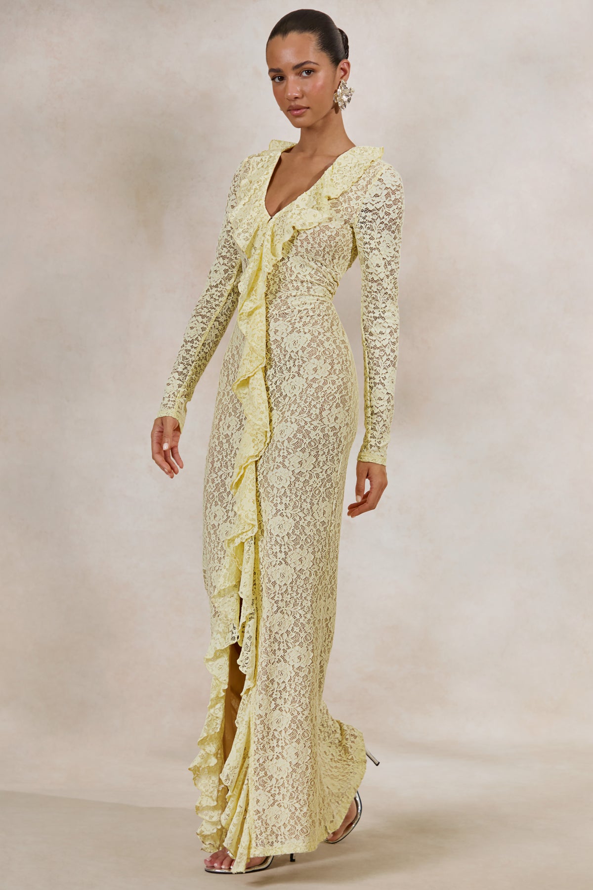 CL137996121---Exelia-_-Lemon-Lace-Plunge-Neck-Maxi-Dress-With-Long-Sleeves2.jpg
