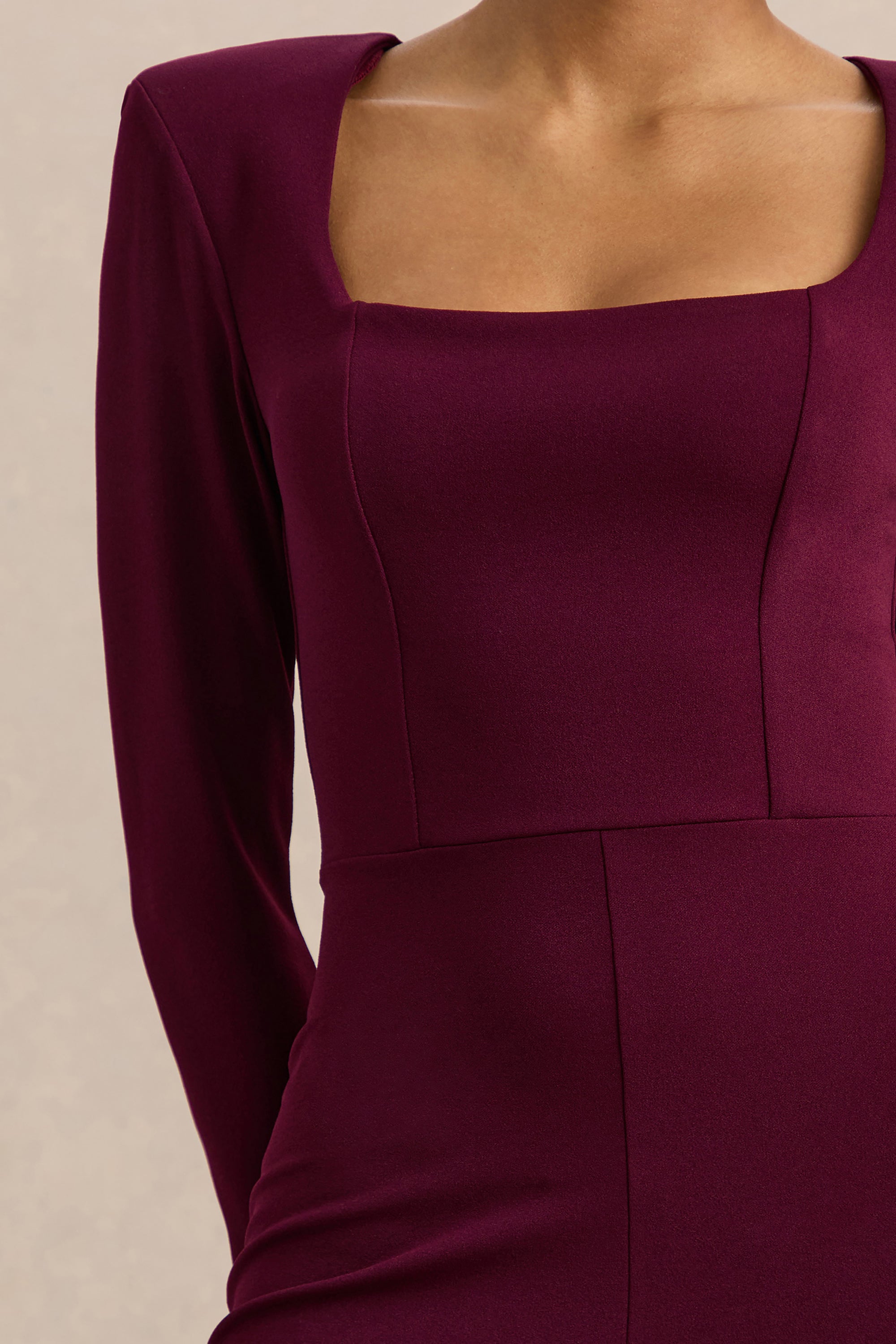 ECM_HR_CL138060102---Elasse---Burgundy-Square-Neck-Jumpsuit-3.jpg