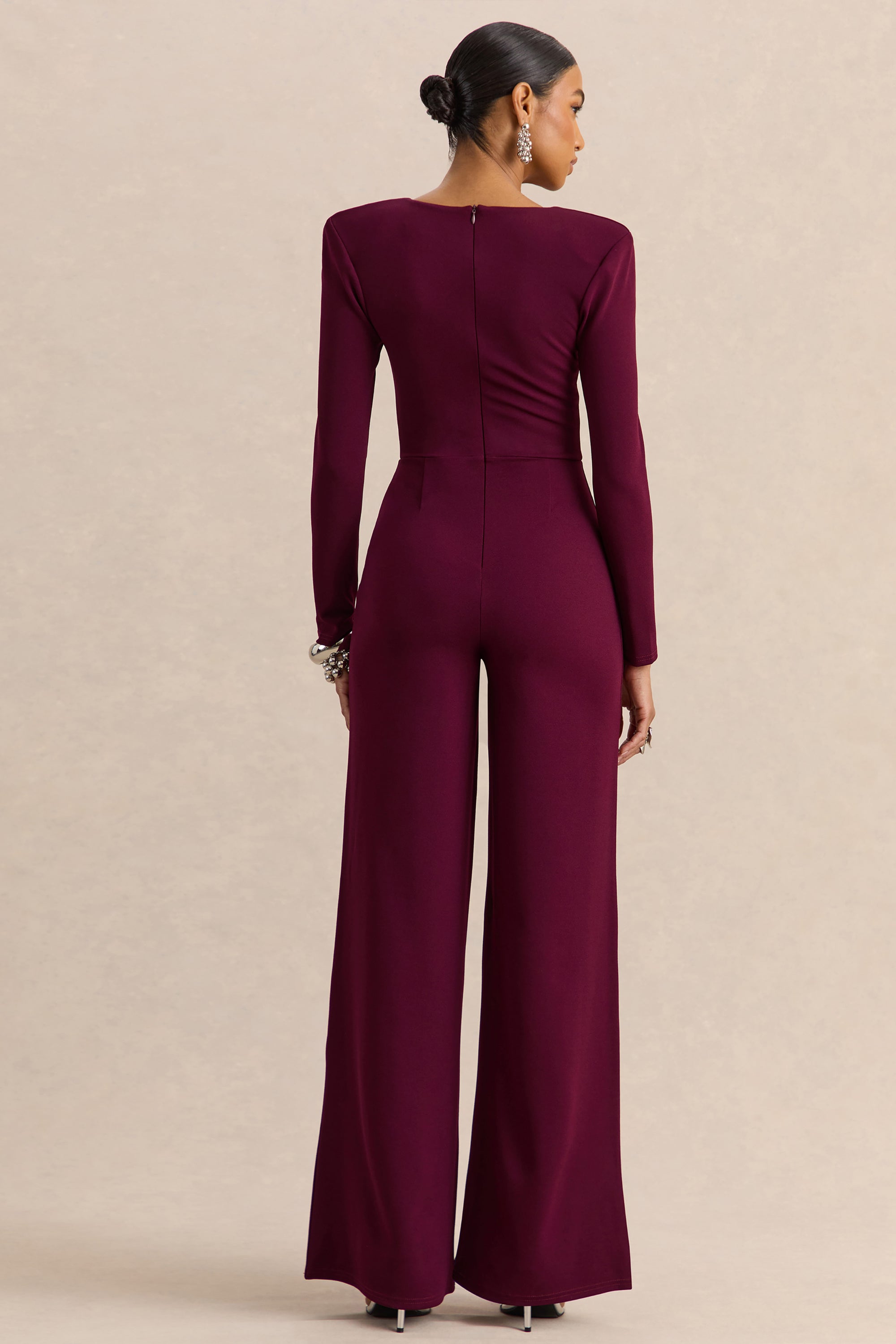 ECM_HR_CL138060102---Elasse---Burgundy-Square-Neck-Jumpsuit-5.jpg