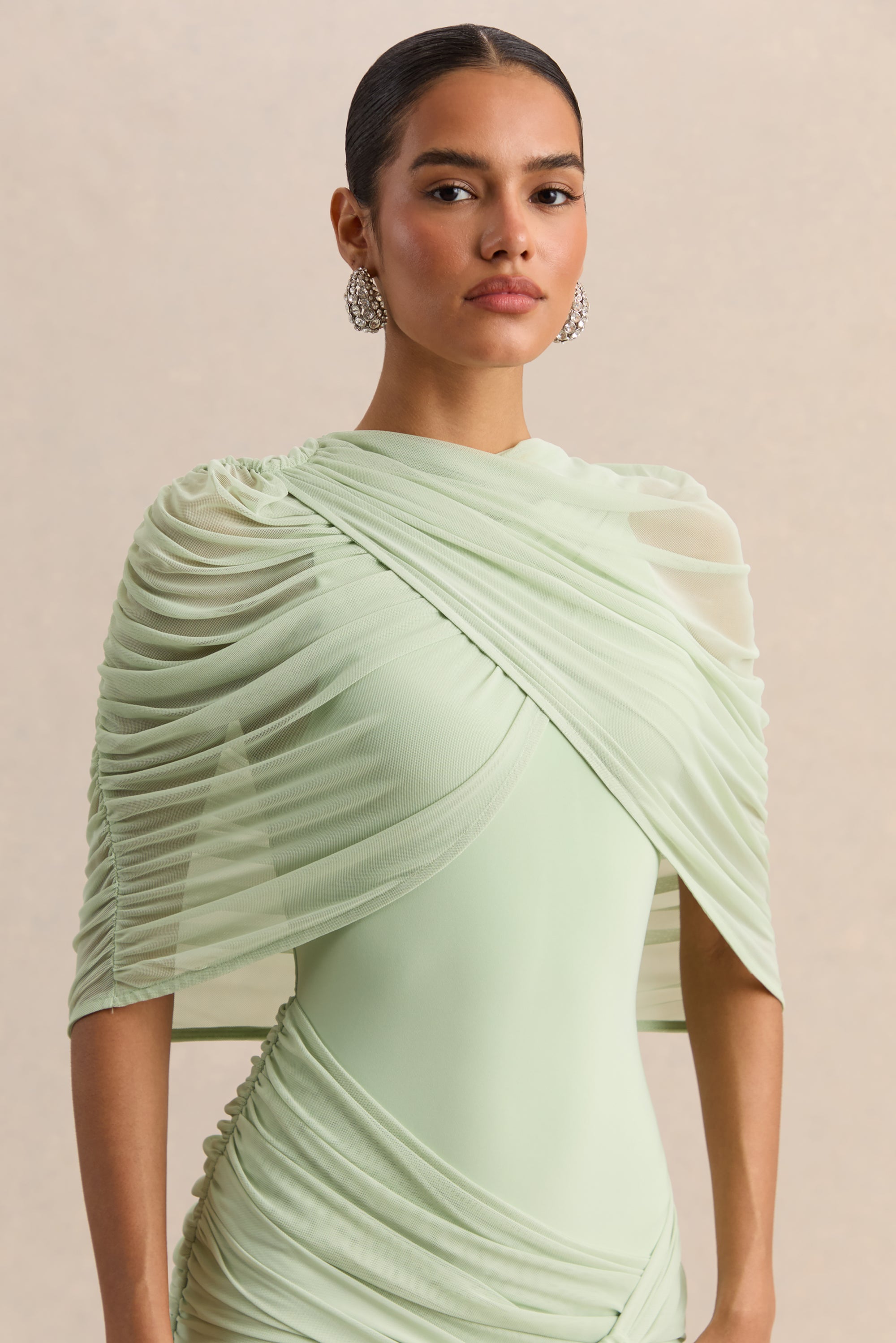 ECM-HR-CL138069032---Magoria-_-Mint-Mesh-Round-Neck-Cape-05.jpg