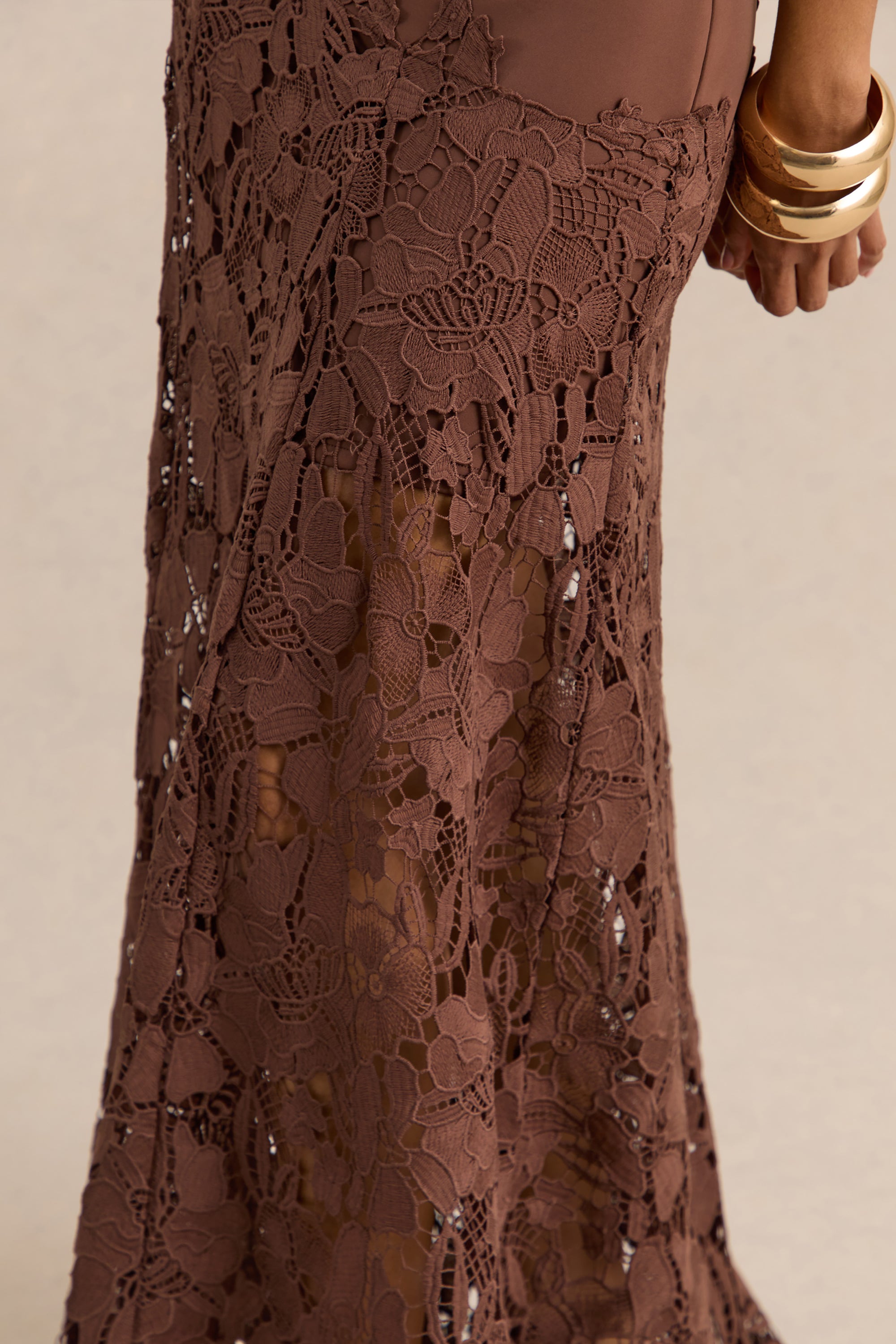 ECM_HR_CL138079021---Calune---Brown-Lace-Wide-Neck-Maxi-Dress---82.jpg