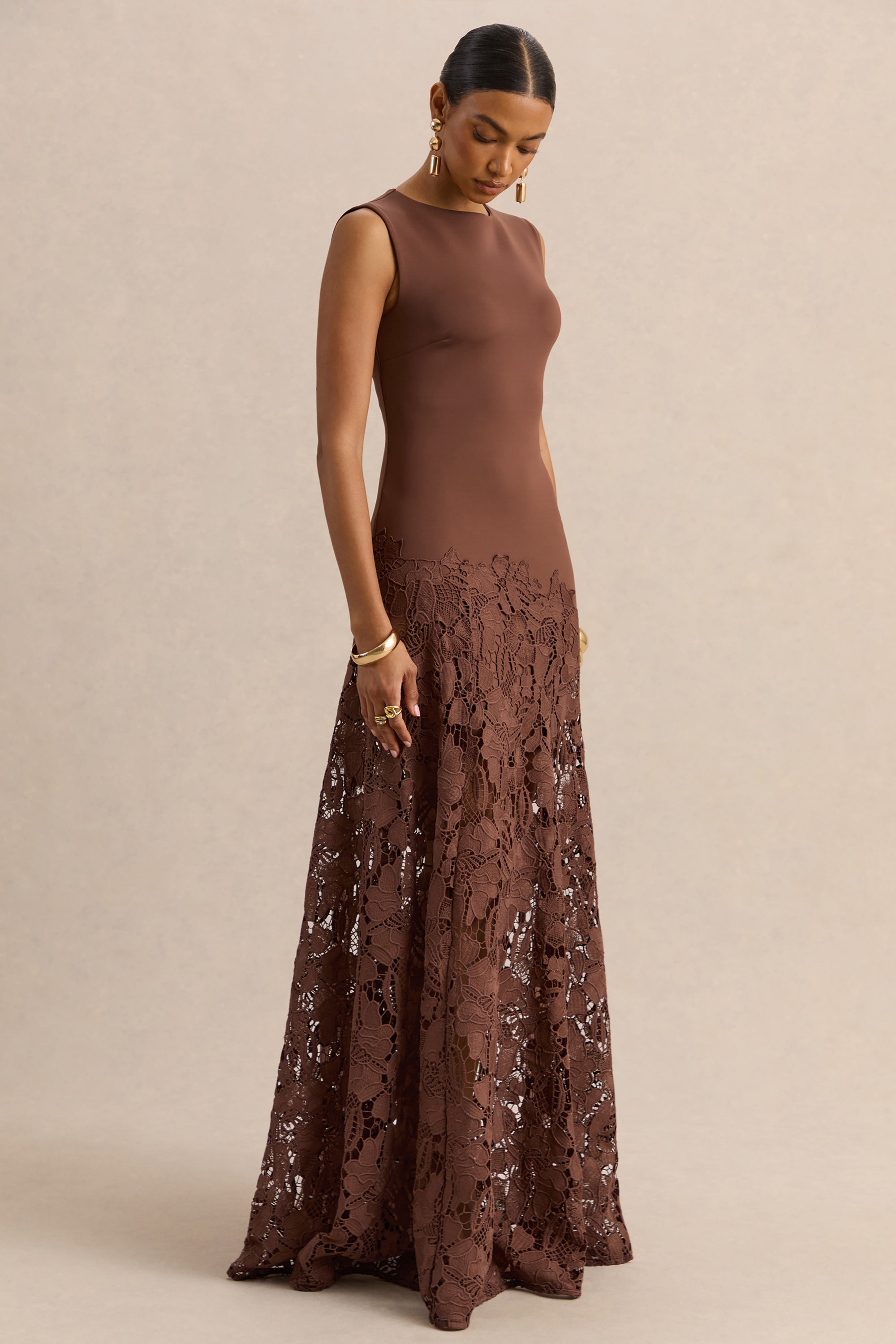 ECM_HR_CL138079021---Calune---Brown-Lace-Wide-Neck-Maxi-Dress---86.jpg