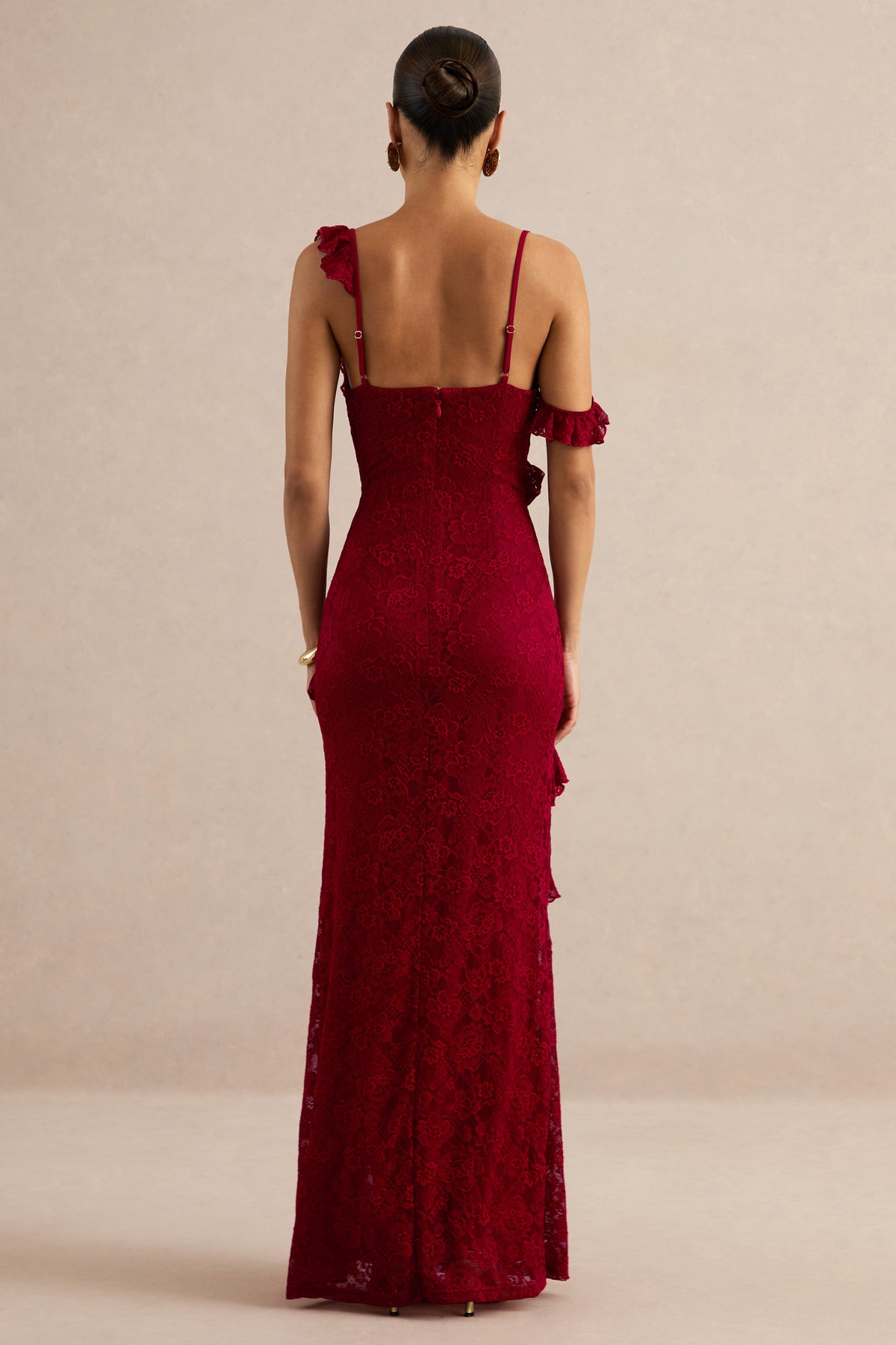 ECM_HR_Sera Red Lace Cowl-Neck Maxi Dress With Ruffled Detailing CL138128100 52.jpg