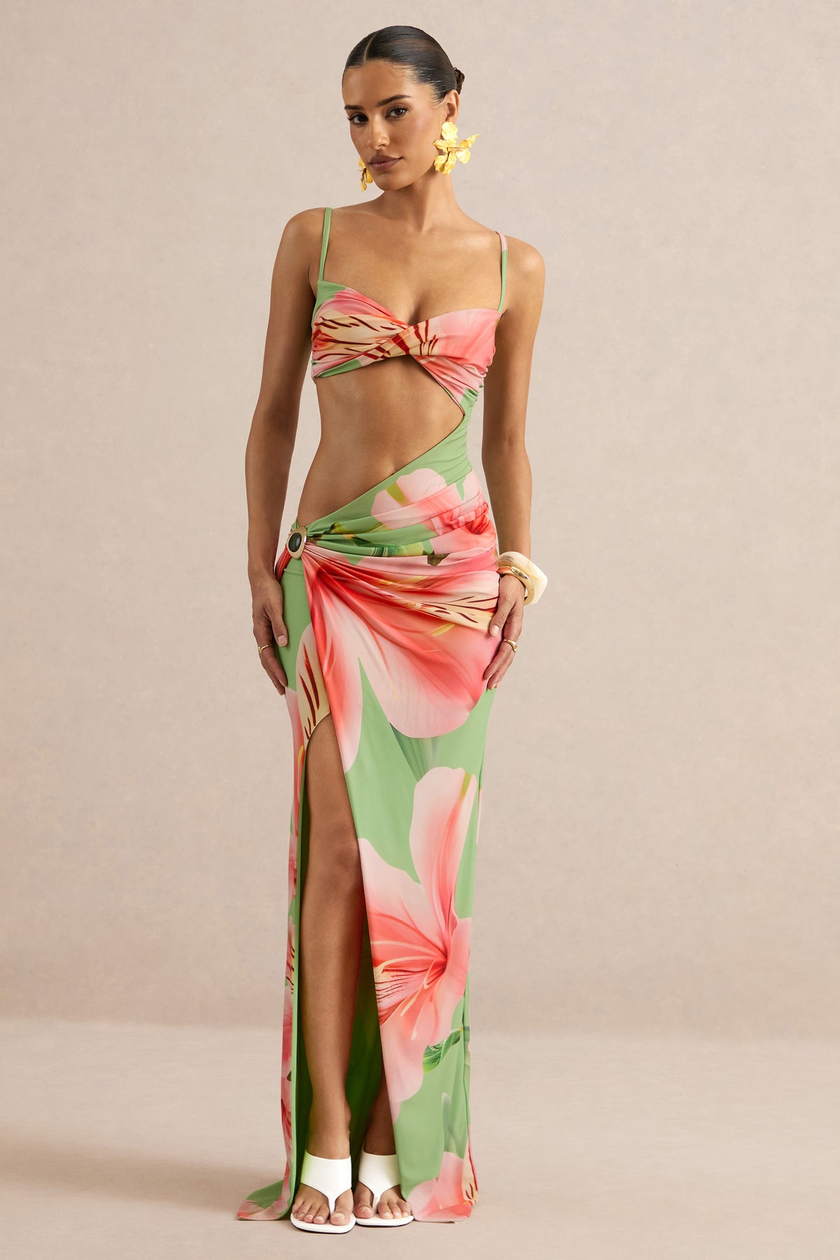 ECM_HR_Miralina Dark Green Floral Print Sweetheart-Neck Maxi Dress Witn Body Cut-Outs And Gold Detail 64.jpg
