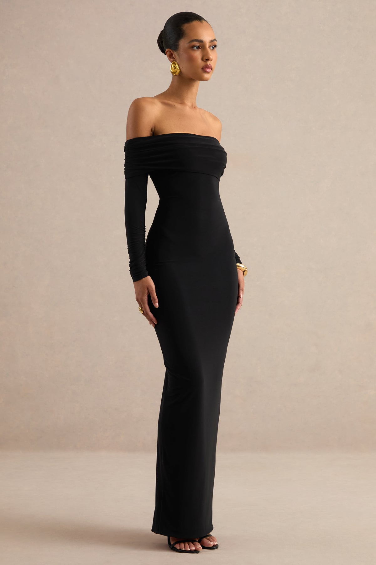 ECM_HR_CL138758001 - Keirae _ Black Bardot-Neck Maxi Dress1.jpg