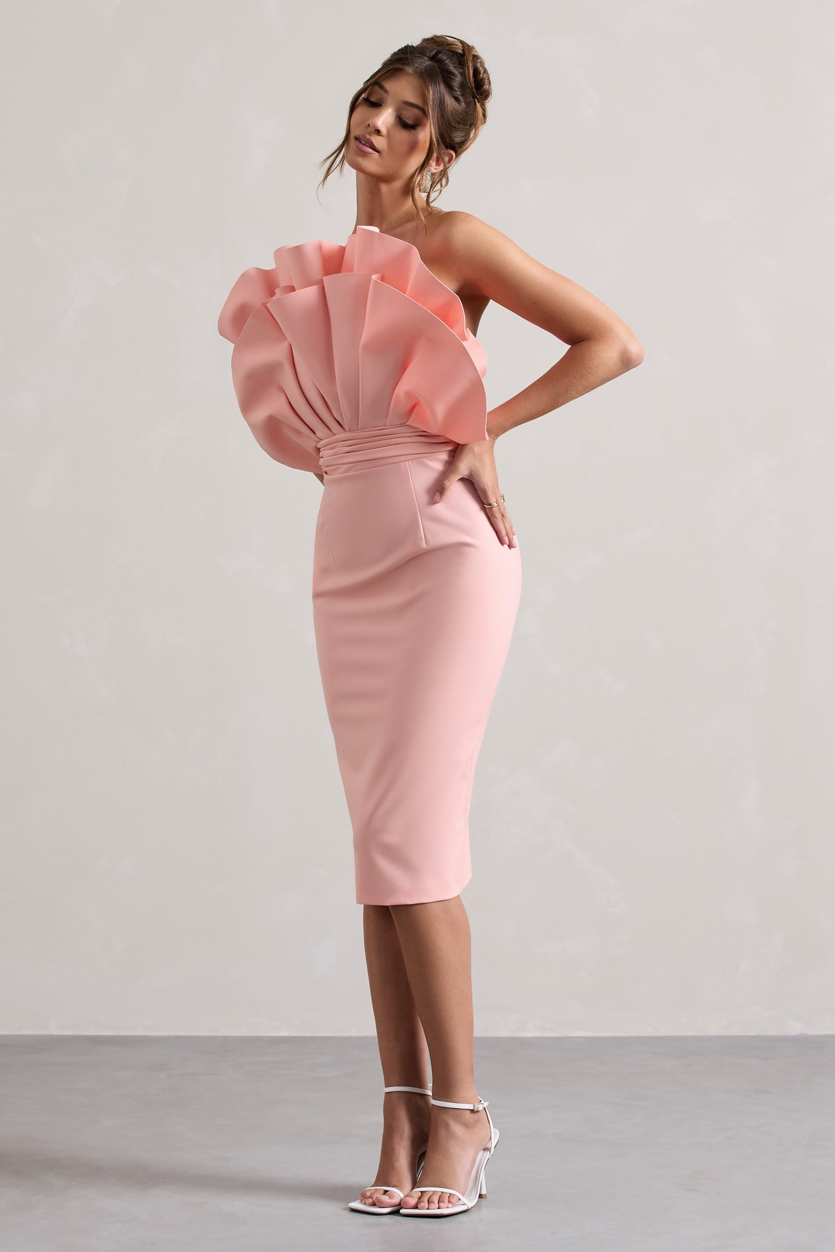 Oria | Vestido Midi con Volantes plegados en Rosa