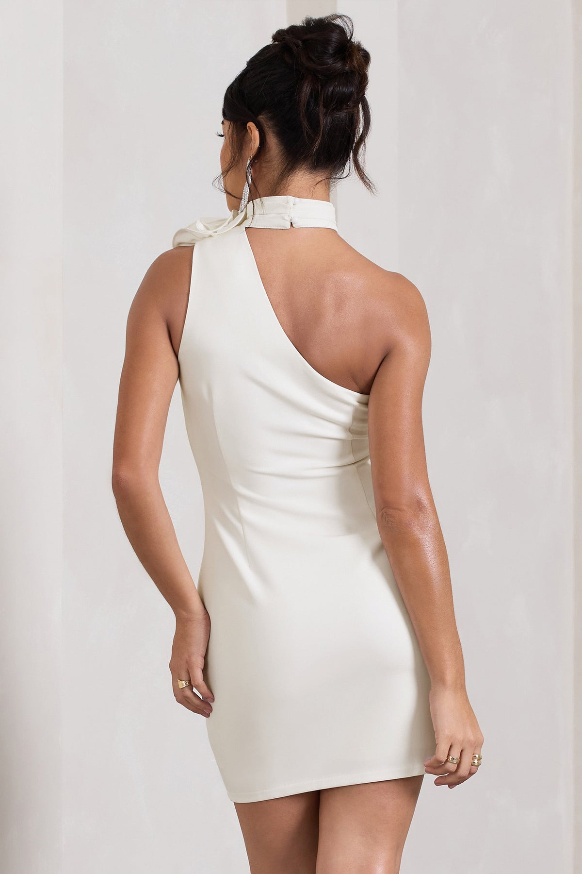 The Party | Vestido Mini Blanco Cuello con flores