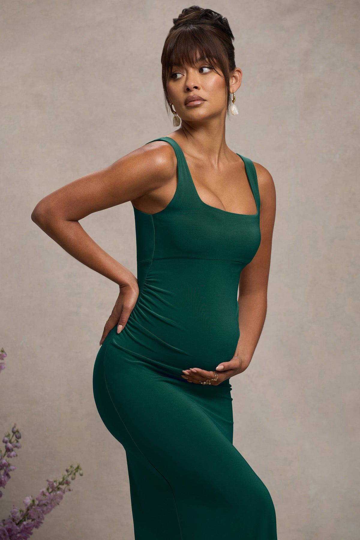 Avril | Vestido Maxi de Maternidad Verde Botella con Escote Cuadrado y Abertura