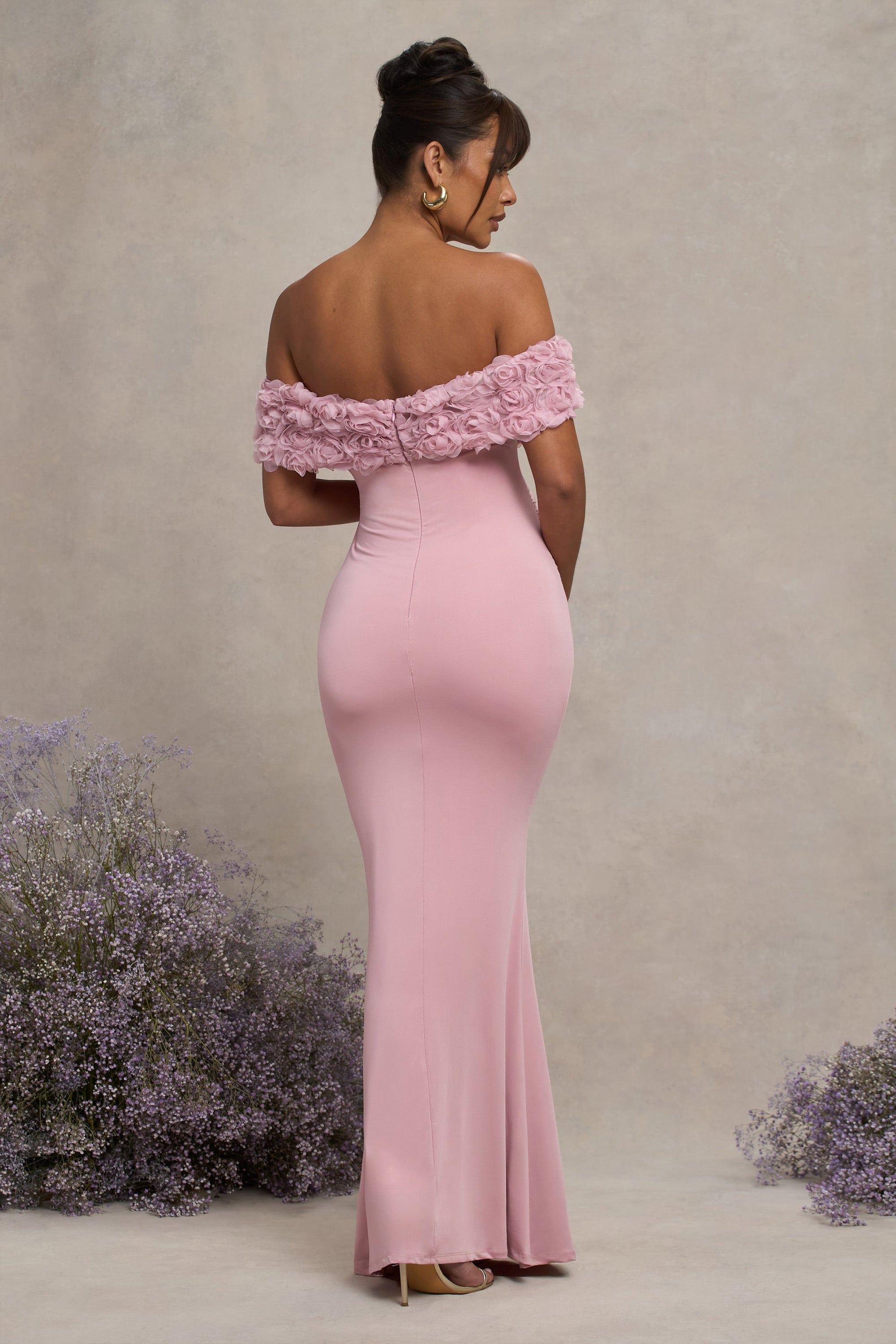Inflorescence | Vestido largo premamá rosa con escote bardot  floral de malla