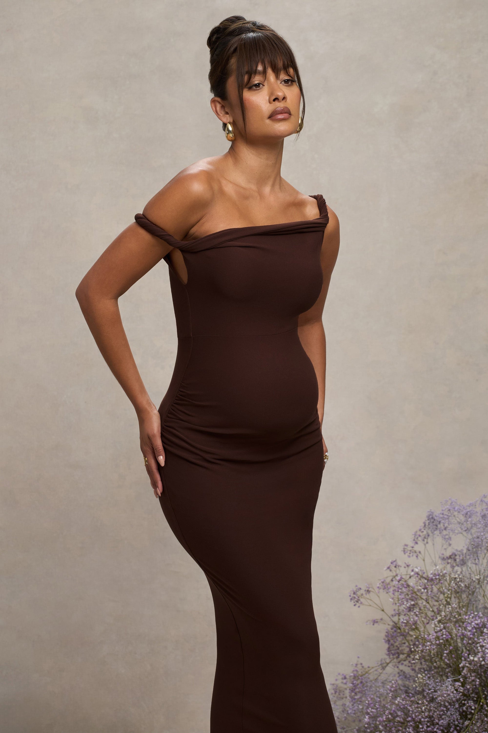 Salome | Vestido midi de premamá asimétrico color marrón chocolate