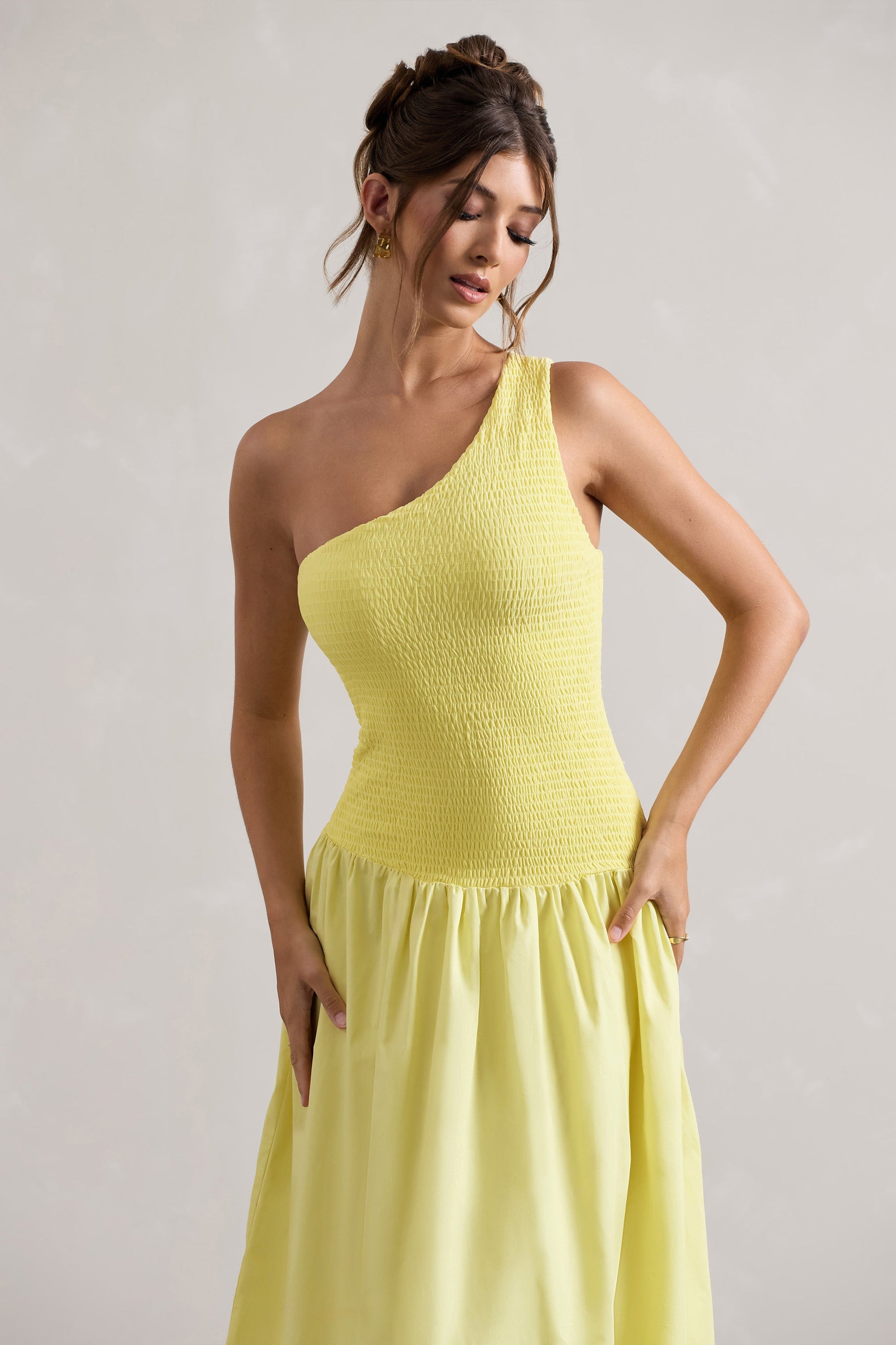 Sorbet | Vestido Largo de Popelina Limón con Pliegues y un Hombro Descubierto
