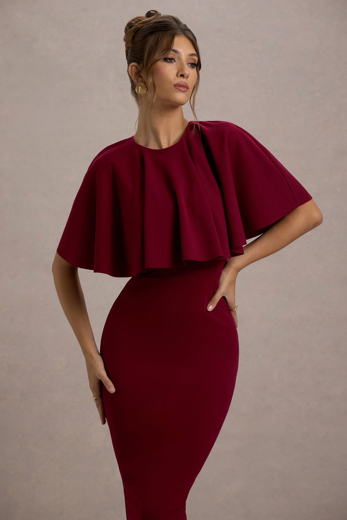 Andorra | Vestido Midi con capa delantera y ajustado en color berry