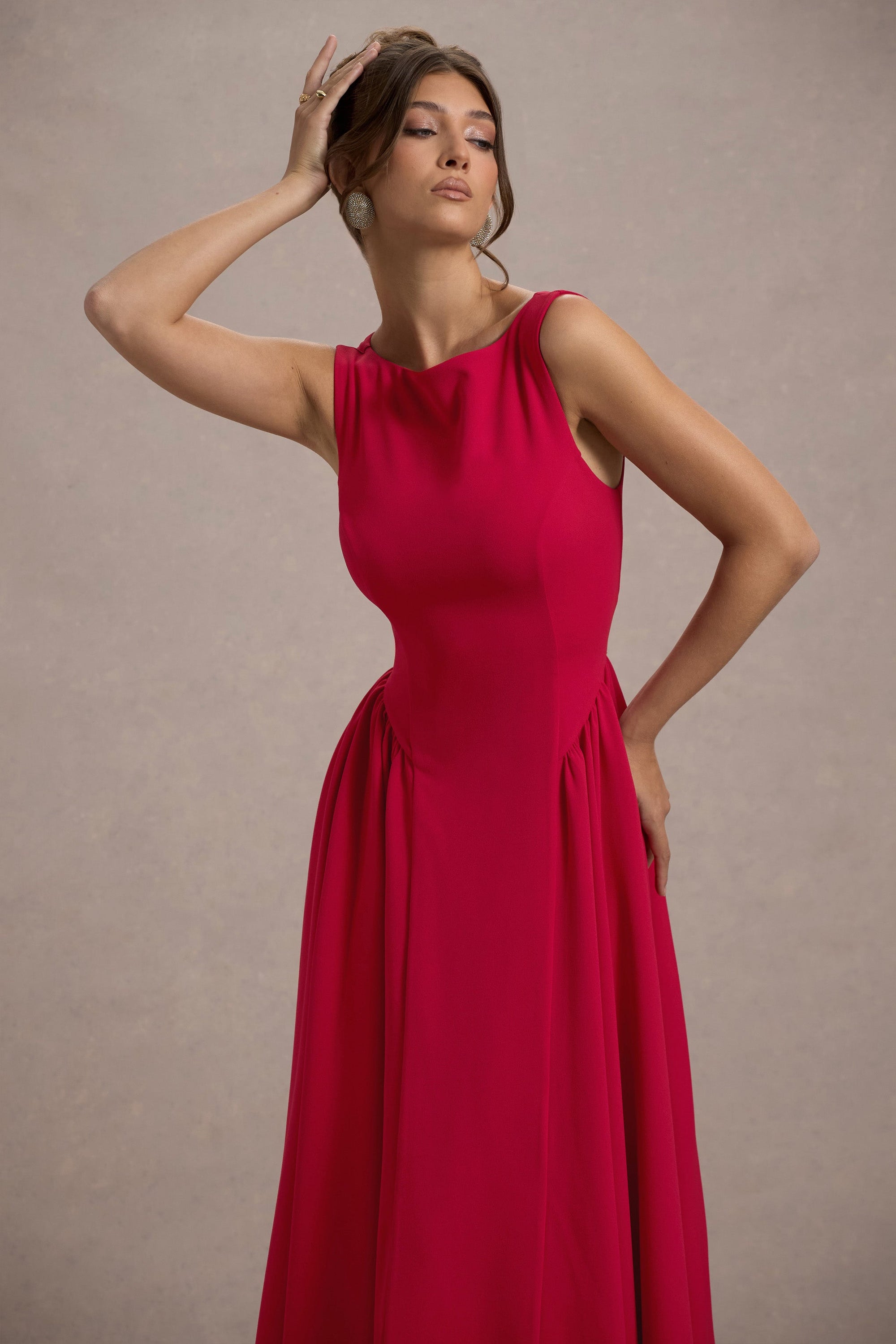 Muriel | Vestido Midi Rojo de Escote Barco con Bajo Voluminoso