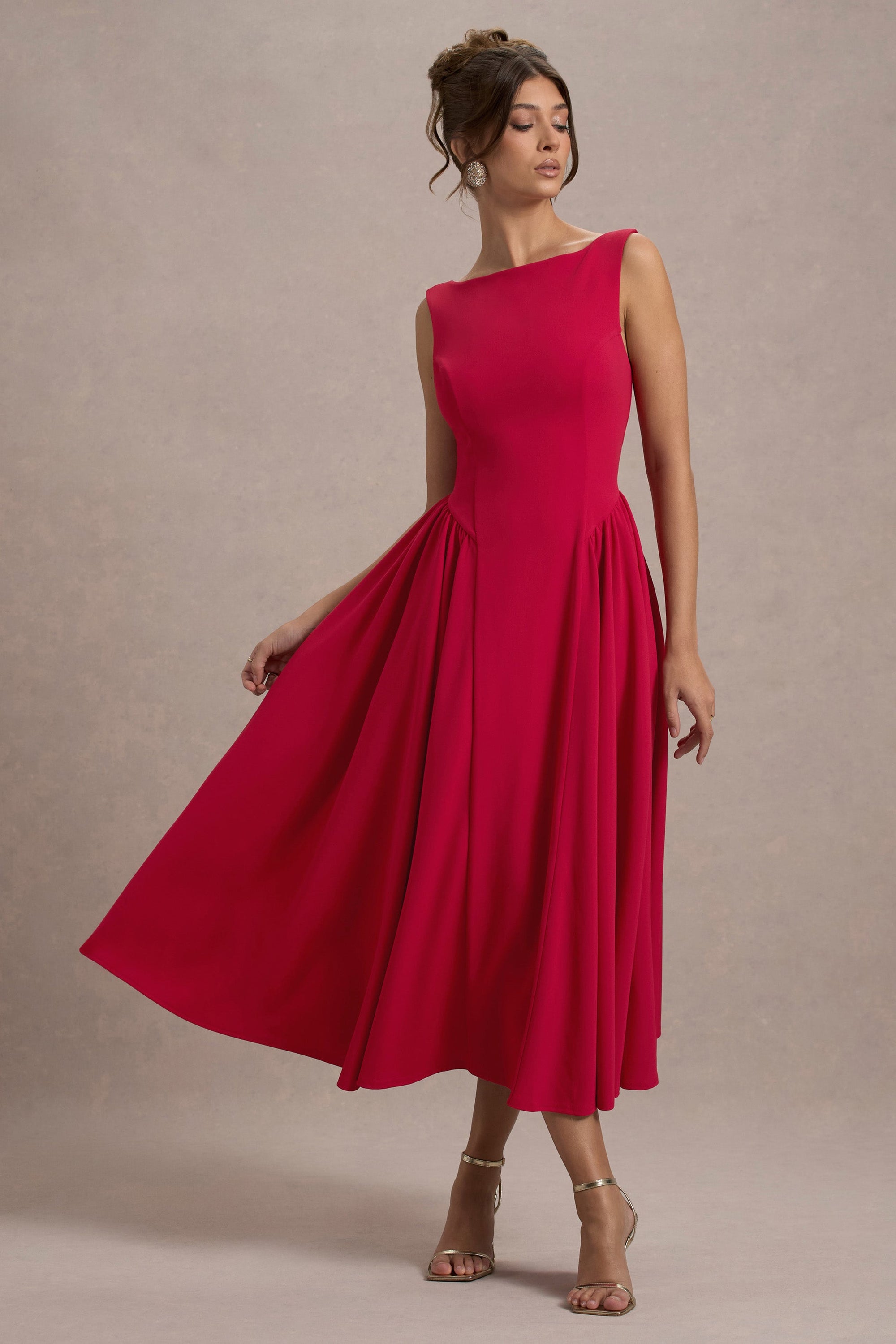 Muriel | Vestido Midi Rojo de Escote Barco con Bajo Voluminoso