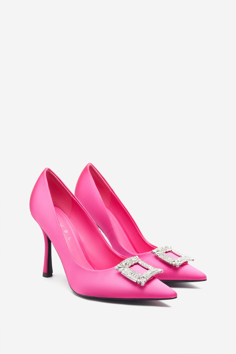 Lawless | Tacones de Satén Rosa Fucsia con Punta y Broches de brillantes
