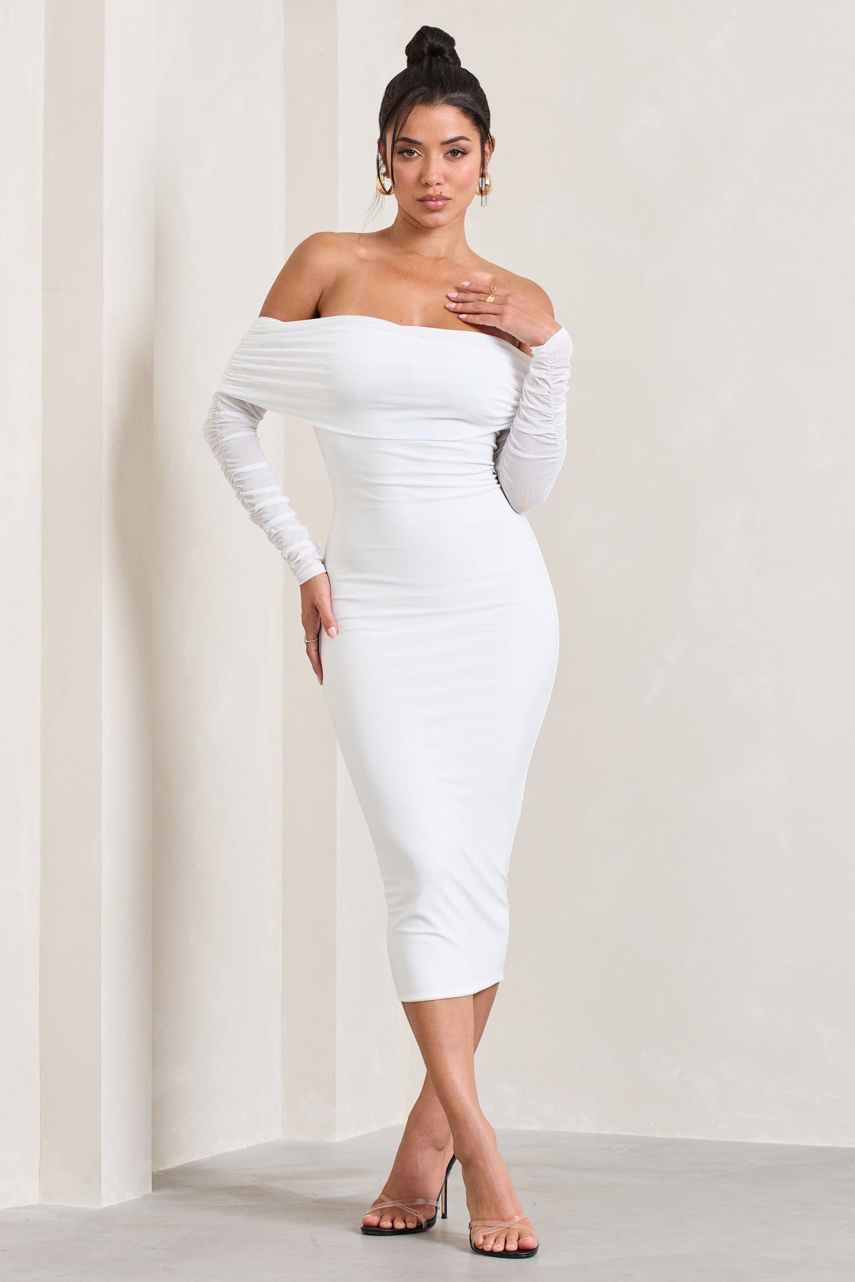 Only You | Vestido Midi con escote bardot y mangas de malla en color blanco roto