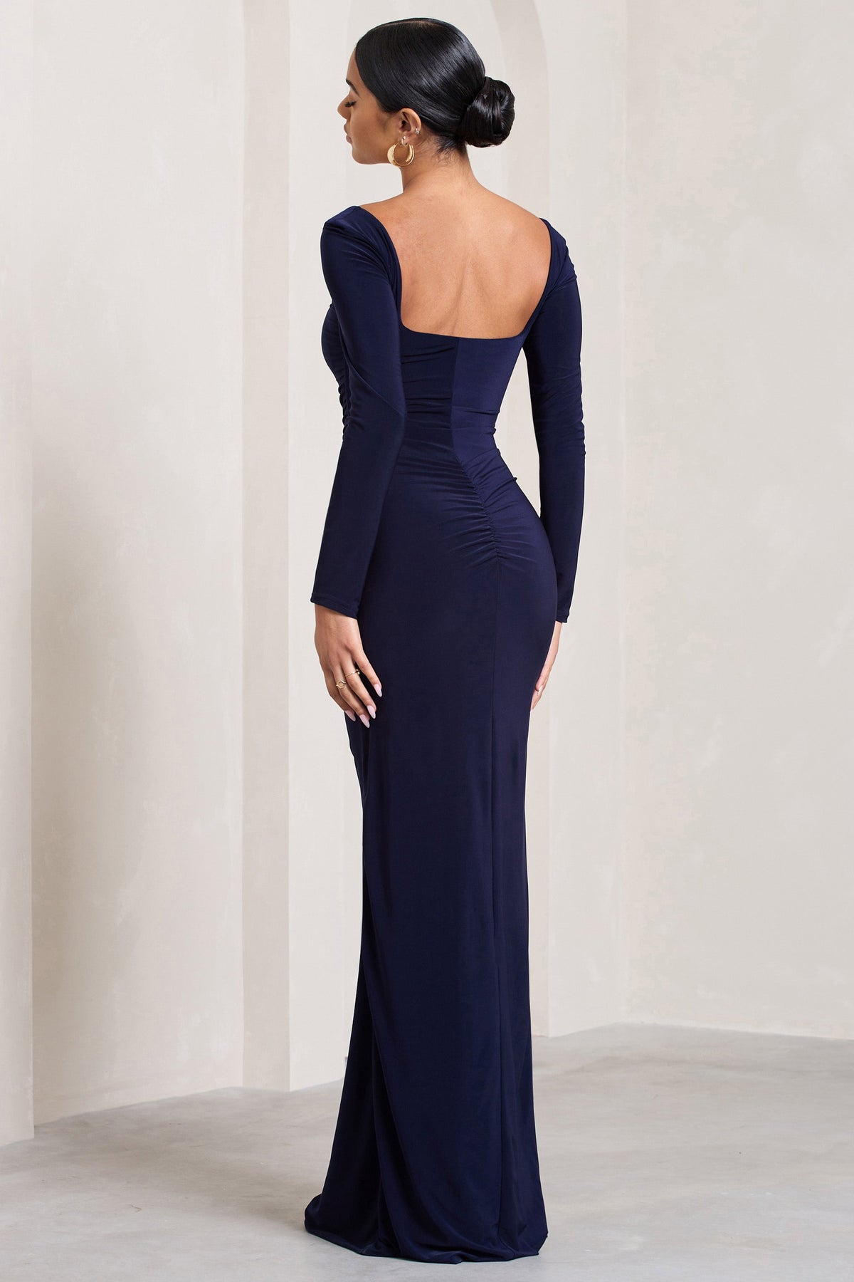 My Pleasure | Vestido Largo Fruncido con Escote Cuadrado en Azul Marino