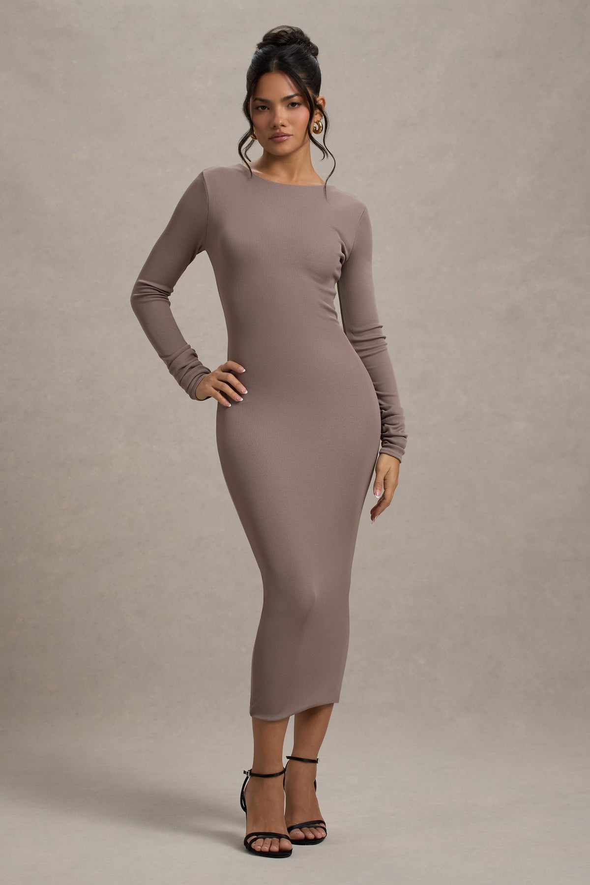 Madden | Vestido midi de punto acanalado color topo con espalda drapeada